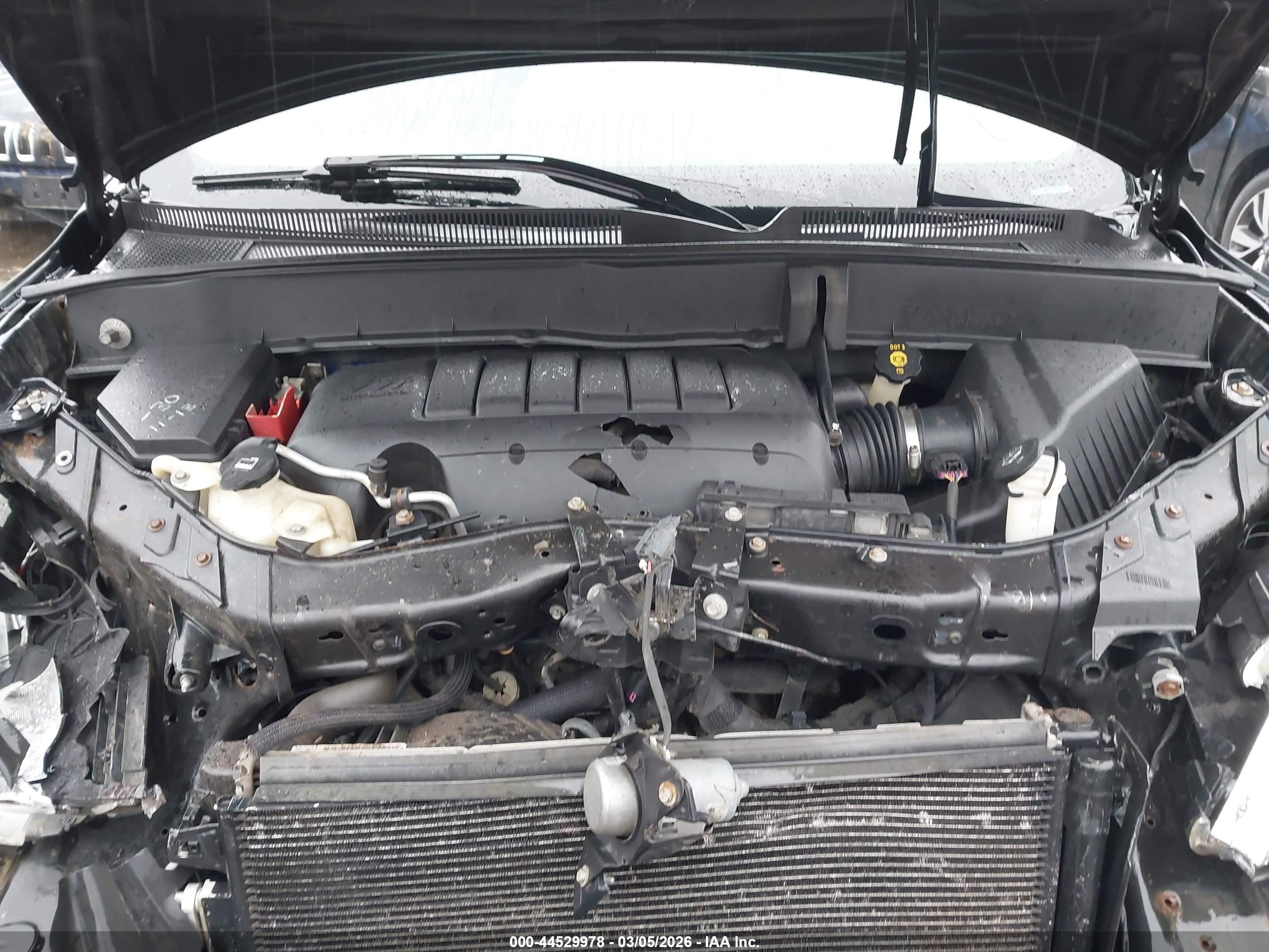 CHEVROLET TRAVERSE image 10