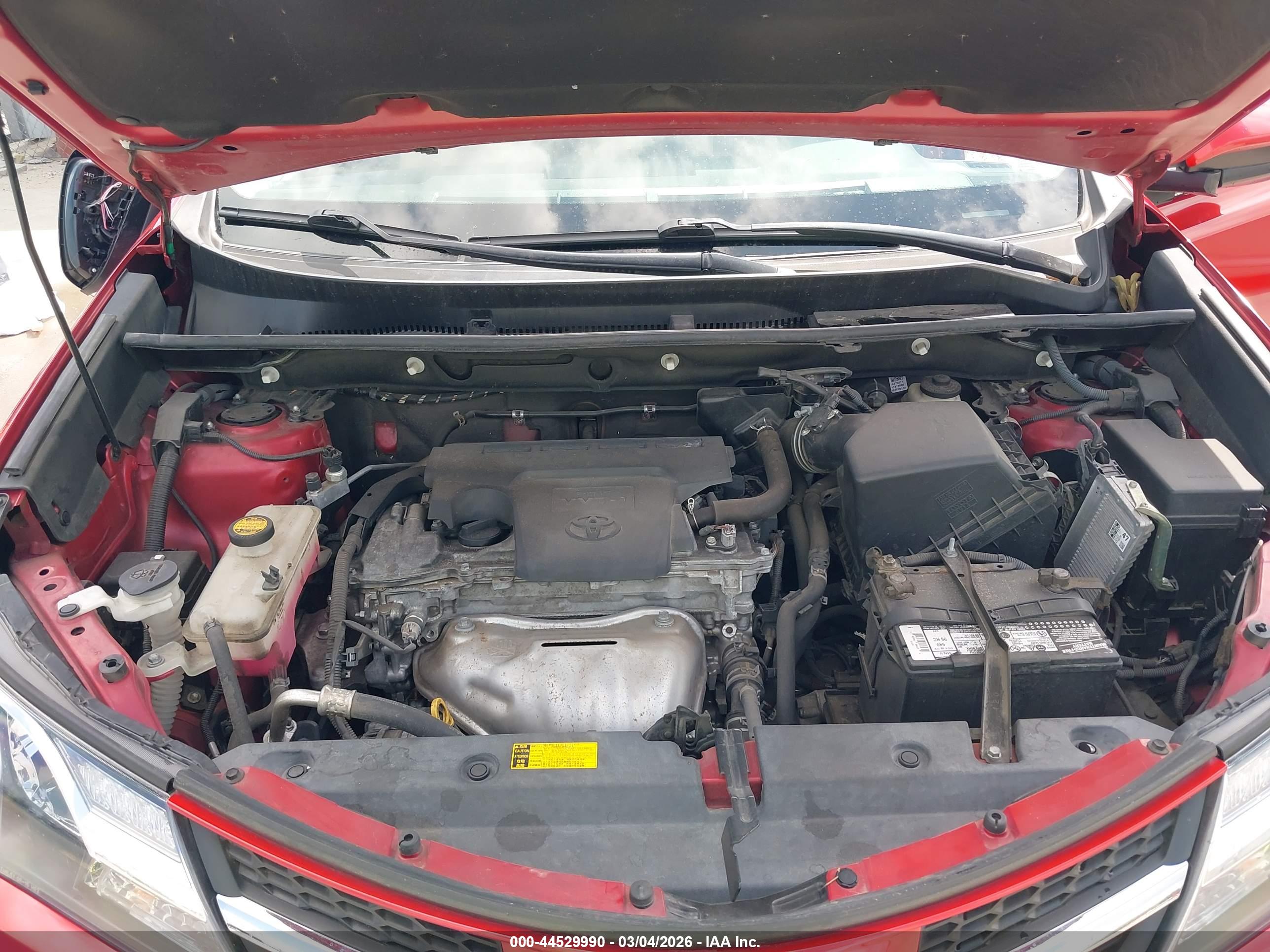 TOYOTA RAV4 image 10