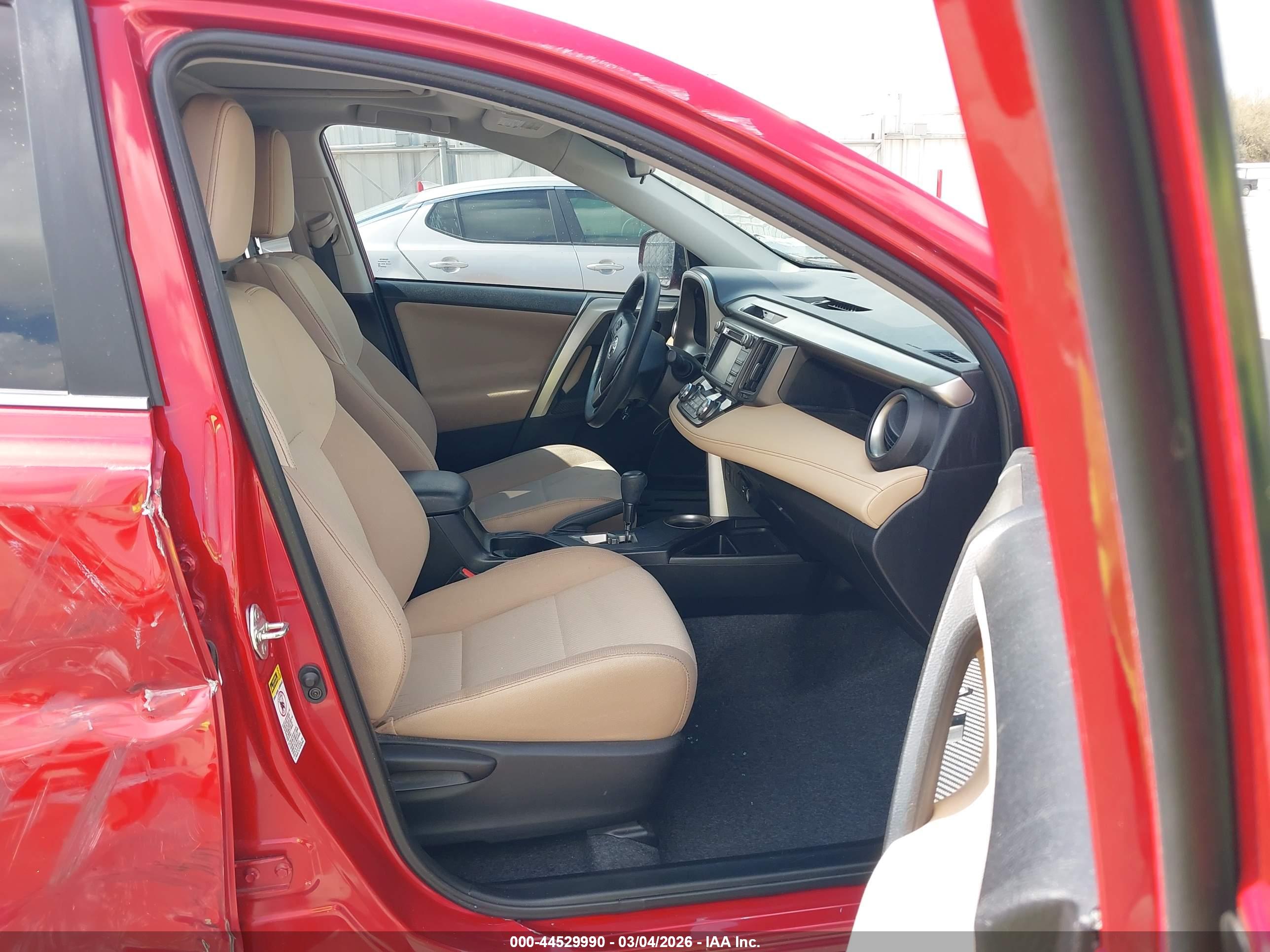 TOYOTA RAV4 image 5