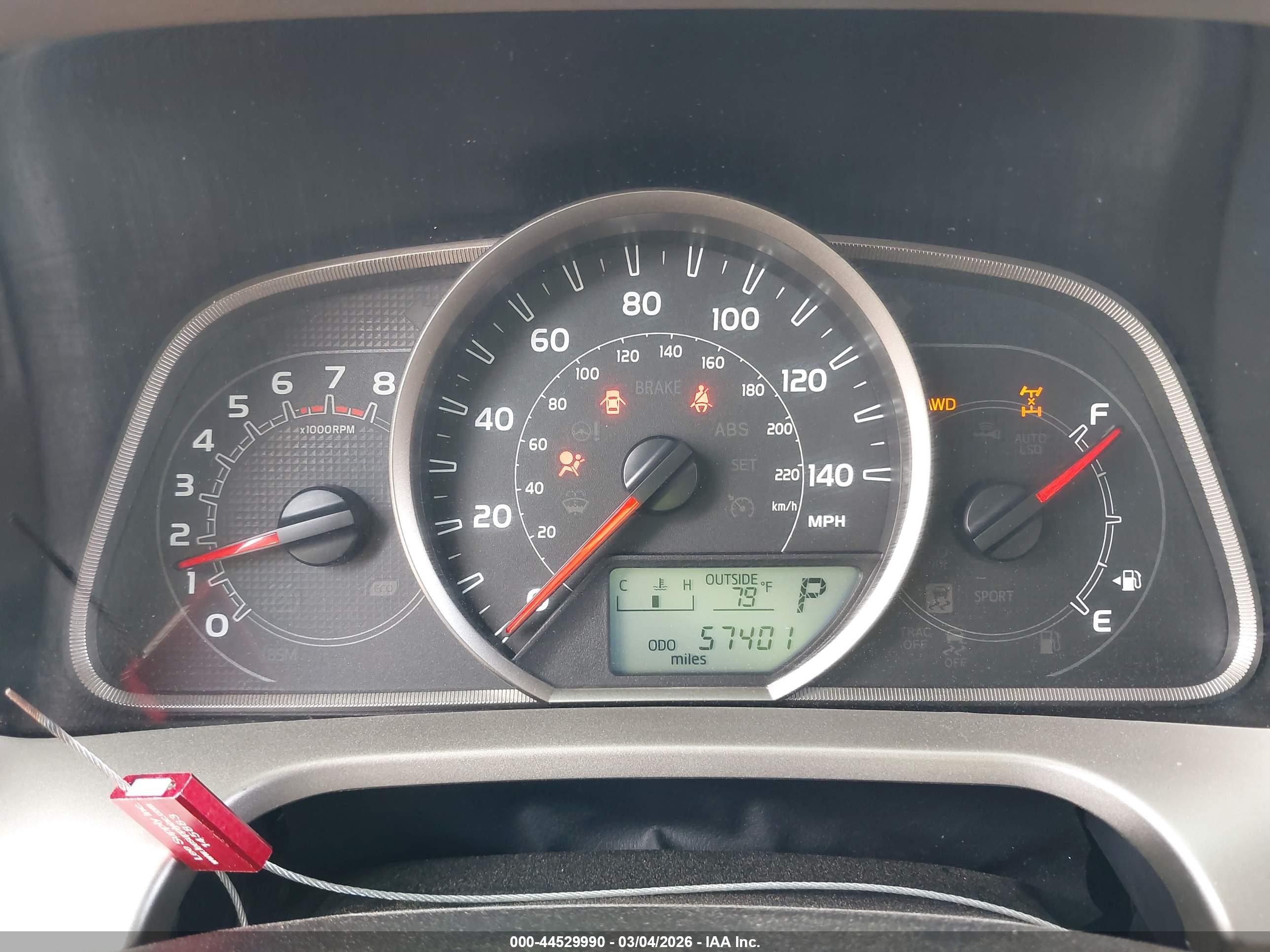 TOYOTA RAV4 image 7