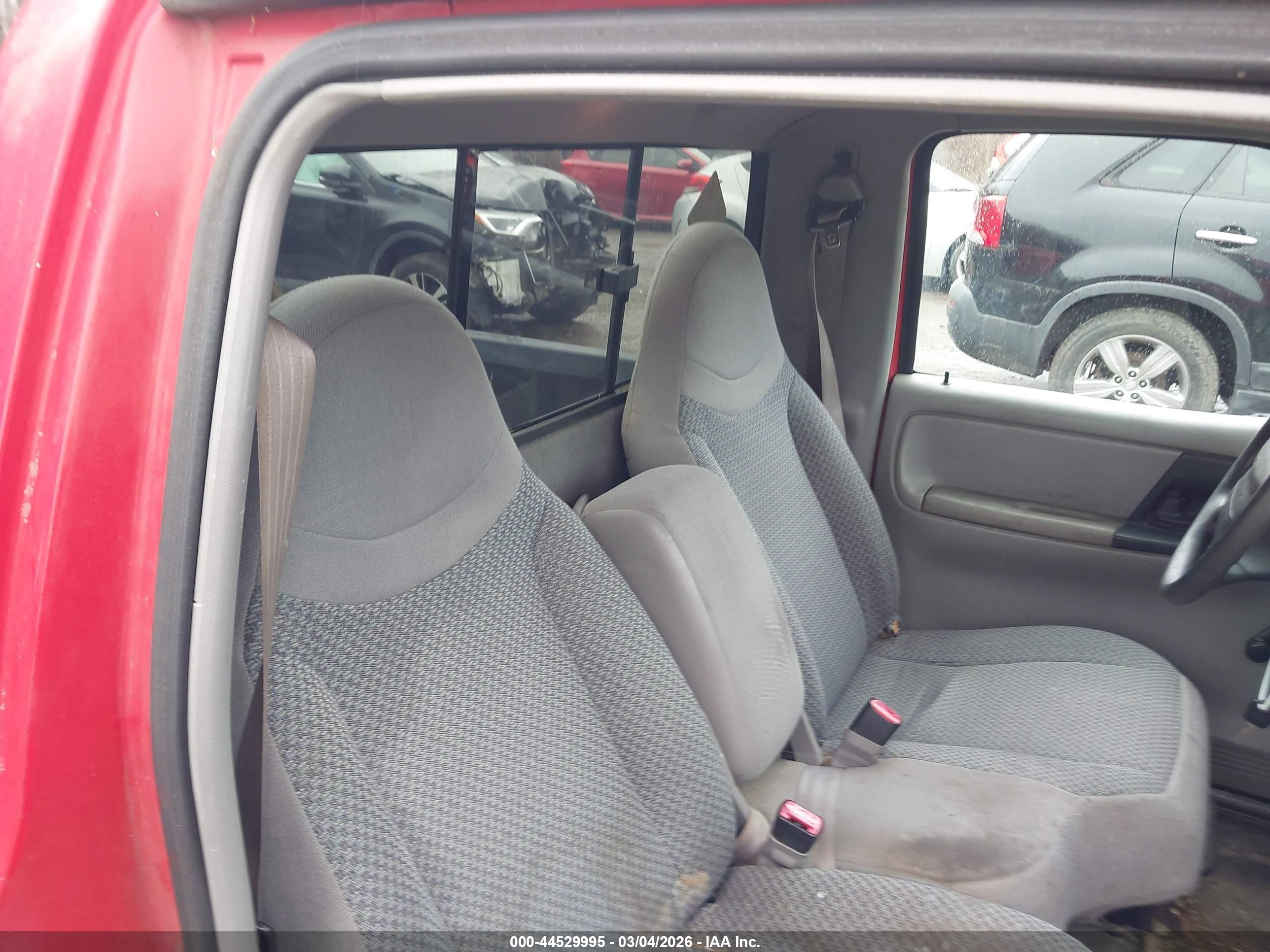 FORD RANGER image 8
