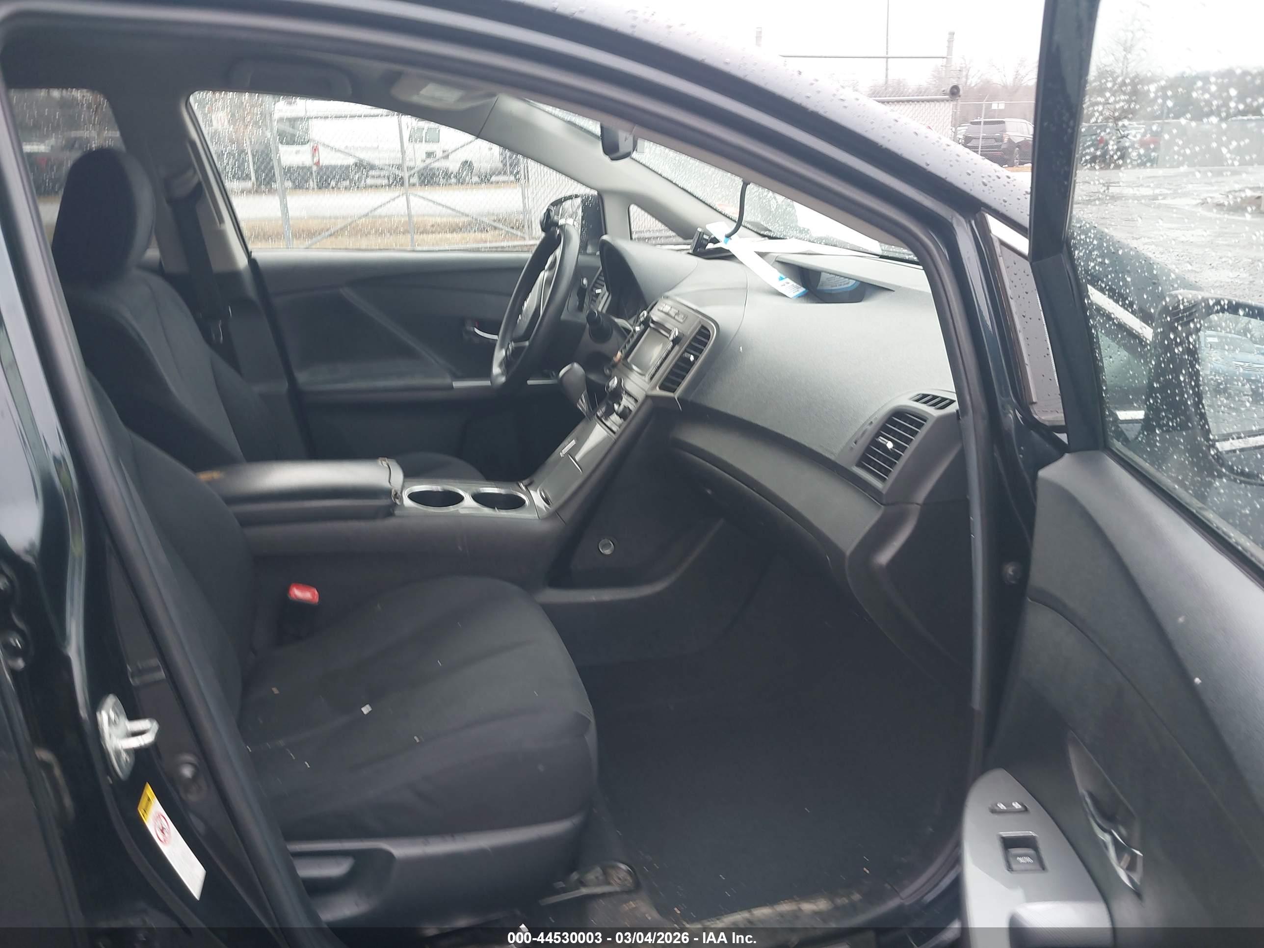 TOYOTA VENZA image 5