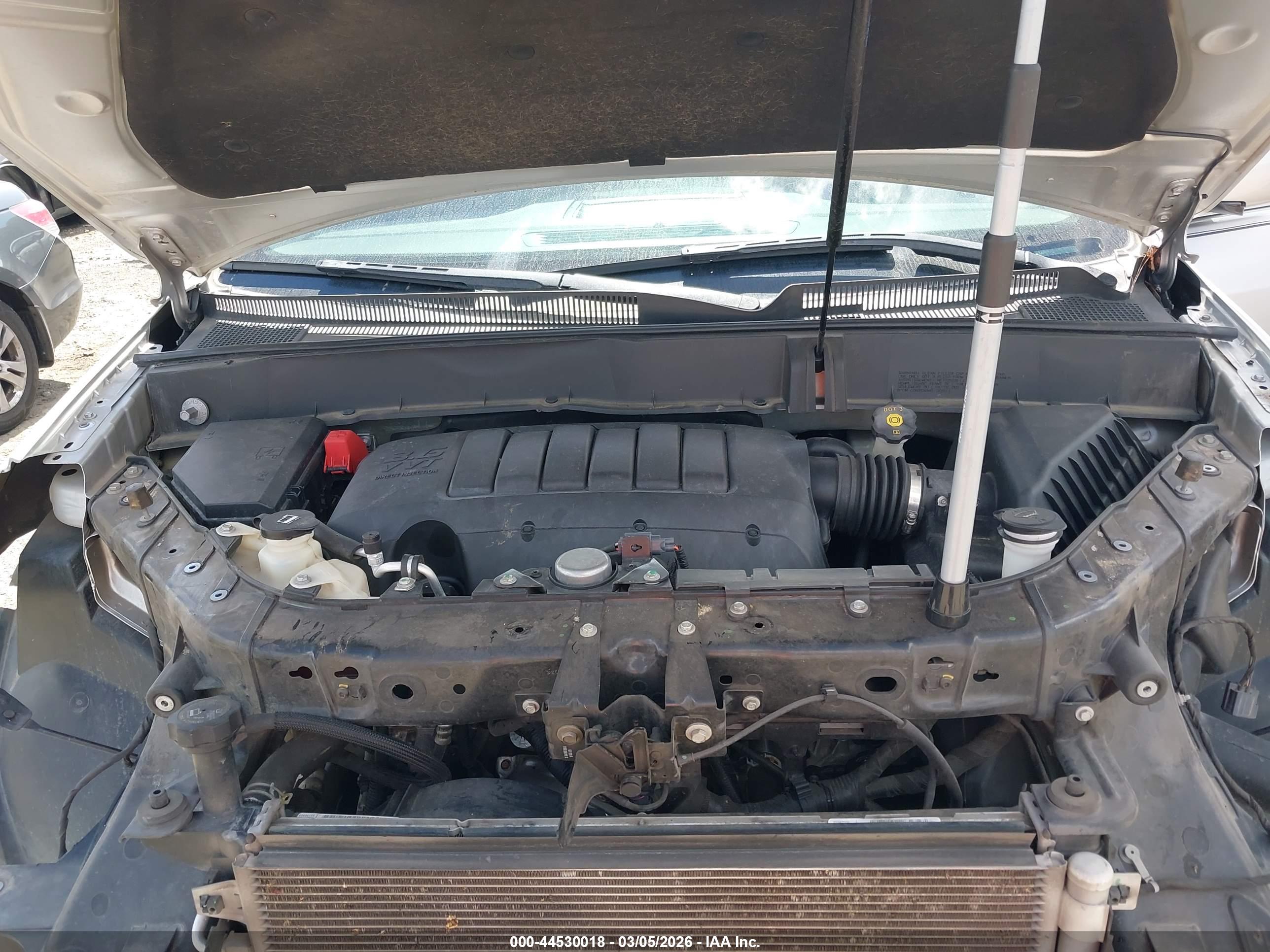 CHEVROLET TRAVERSE image 10