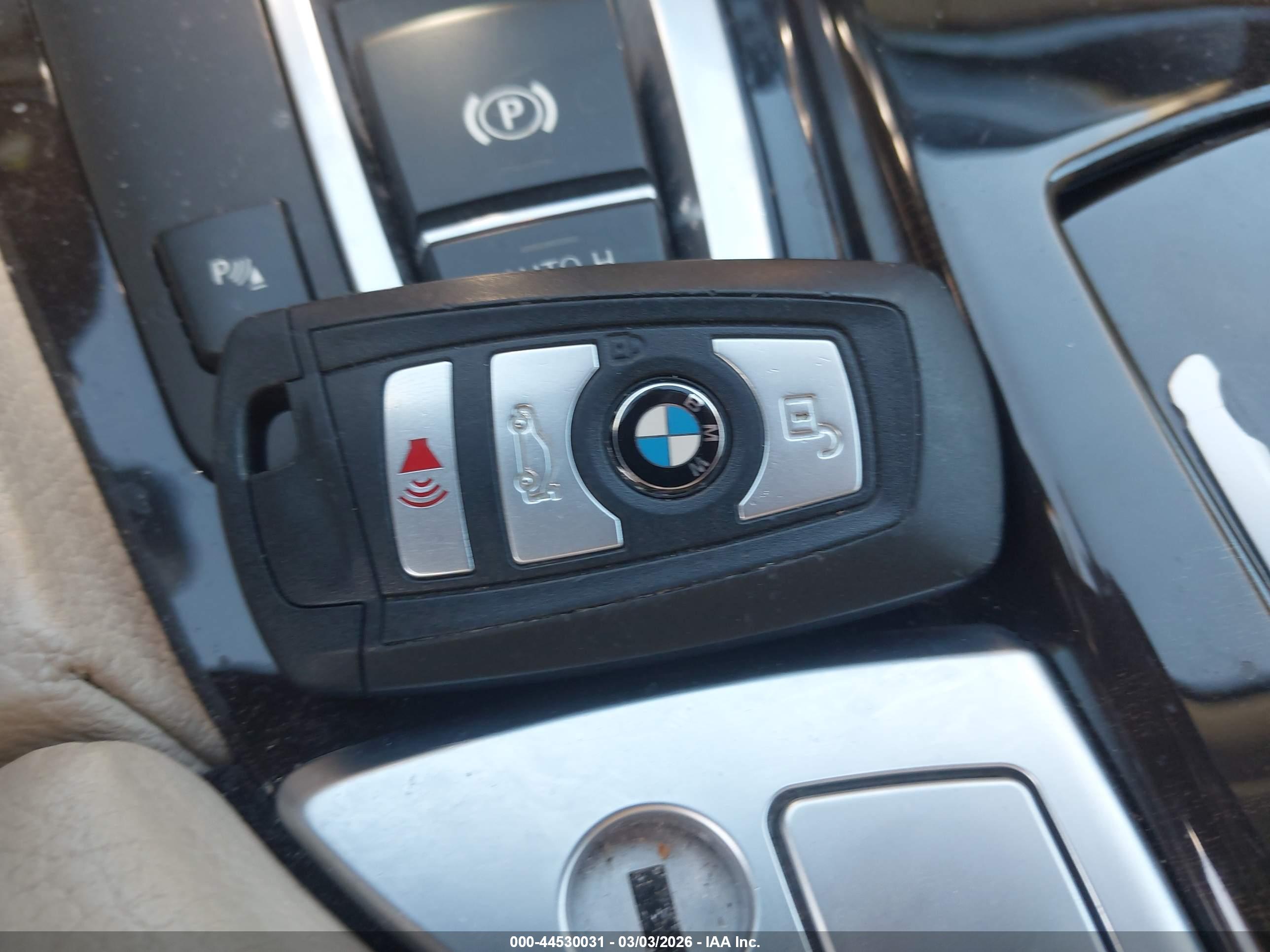 BMW 528I image 11