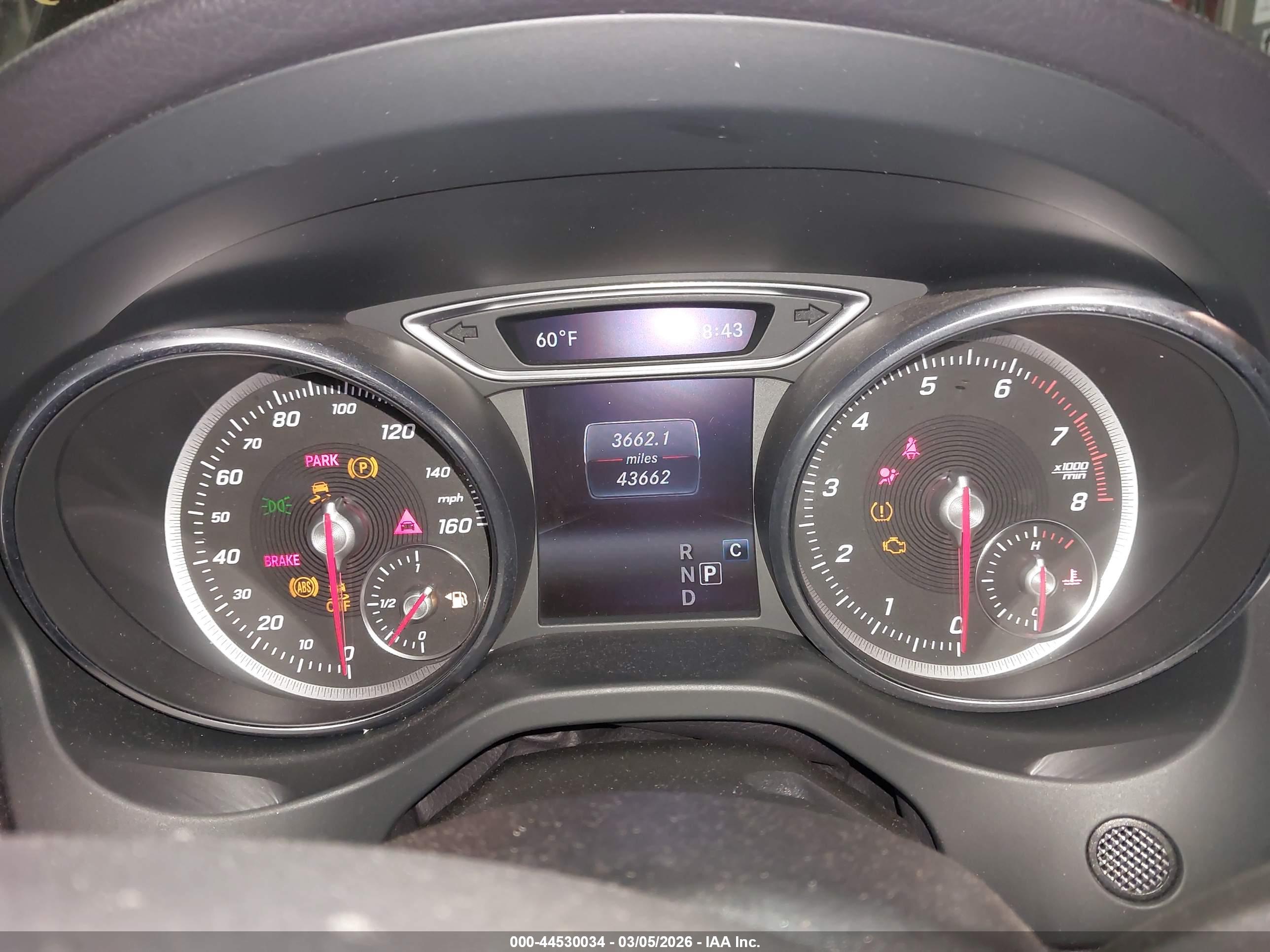 MERCEDES-BENZ GLA image 7