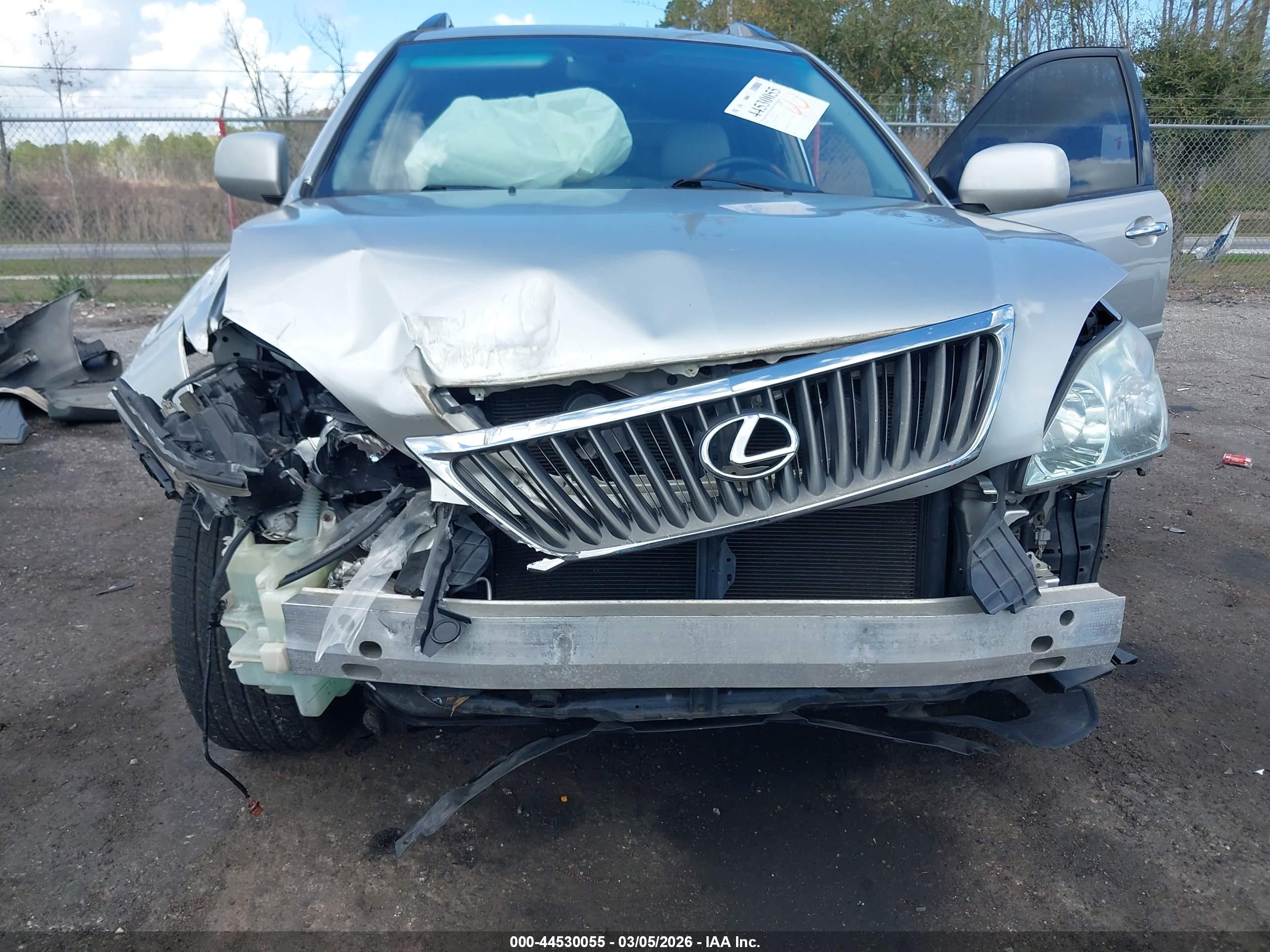 LEXUS RX image 6