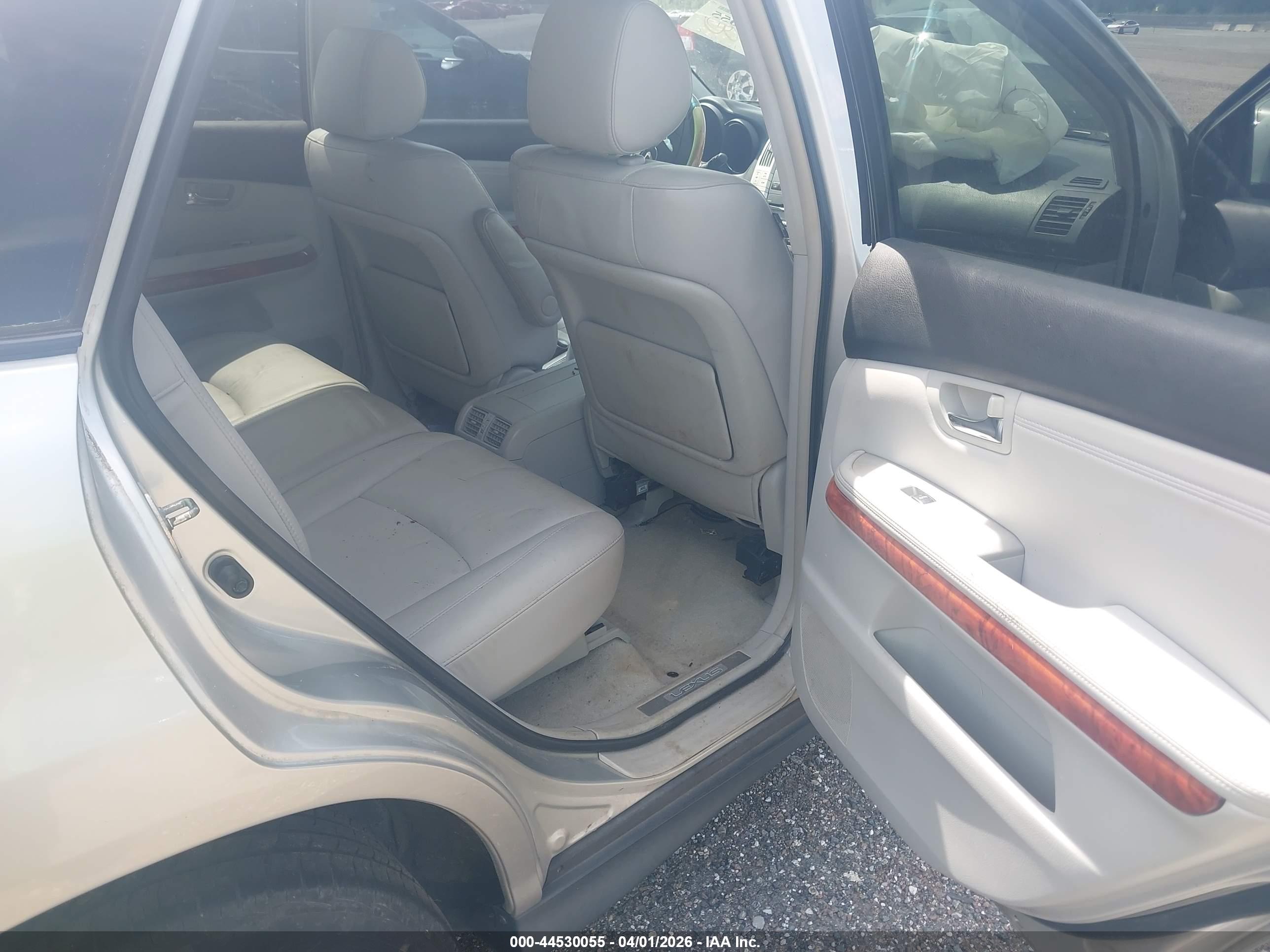 LEXUS RX image 8