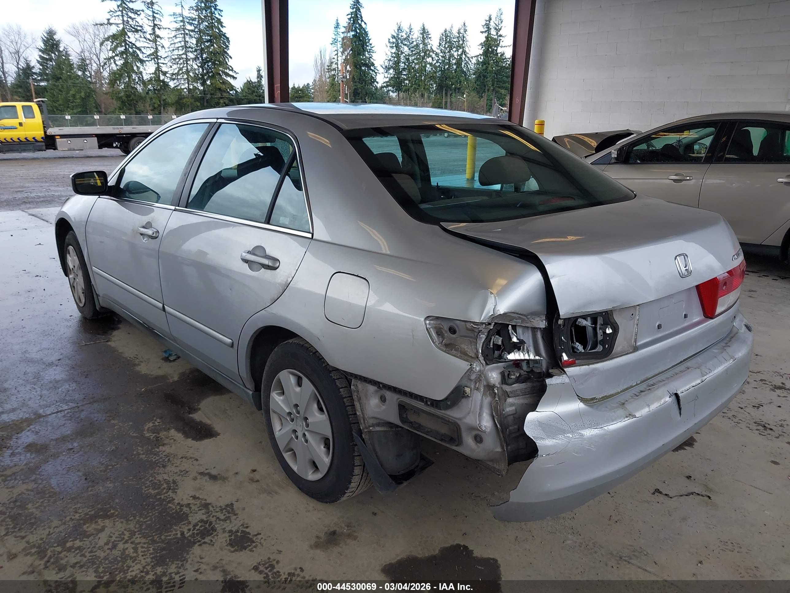 HONDA ACCORD image 3