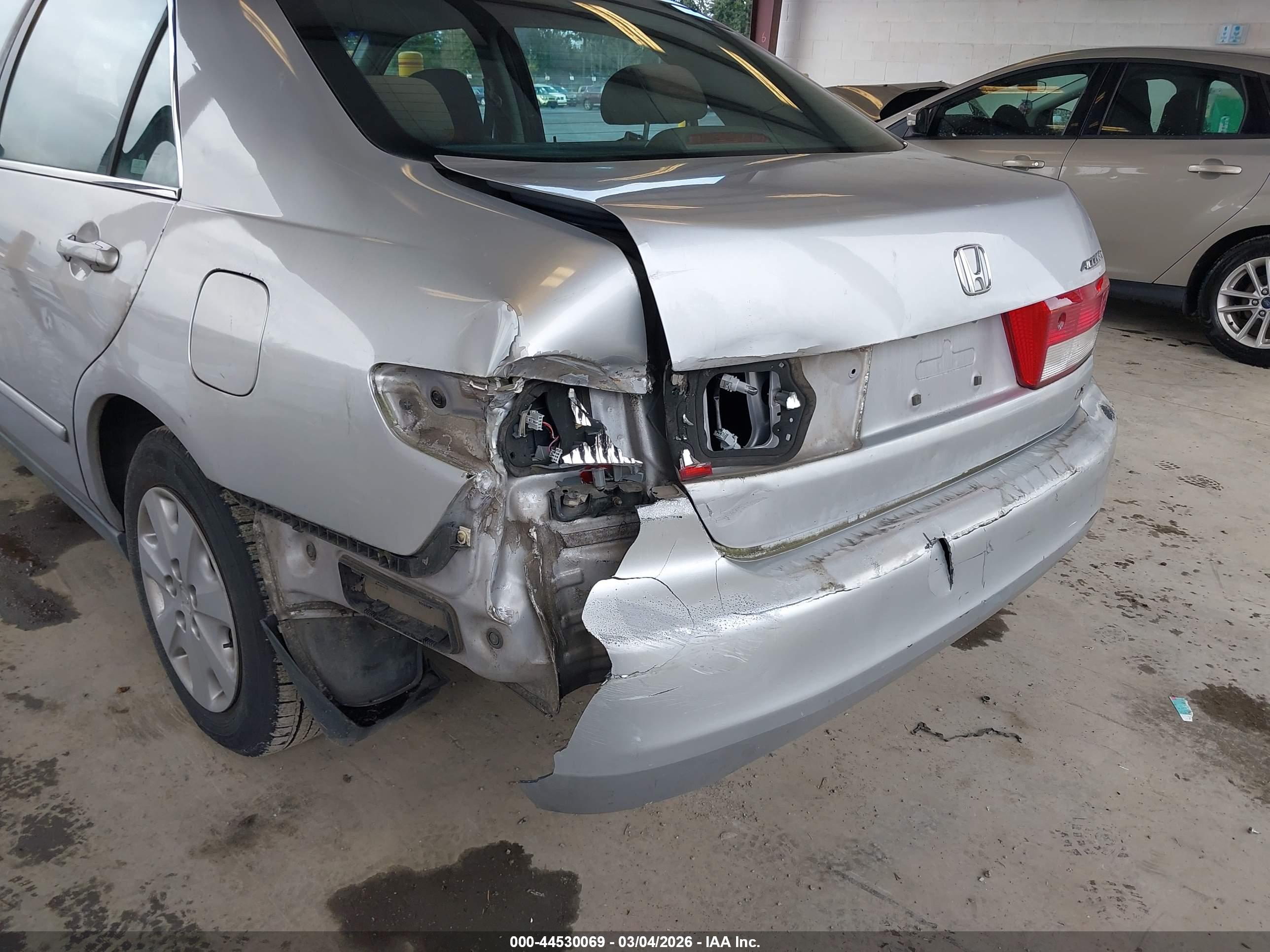 HONDA ACCORD image 6