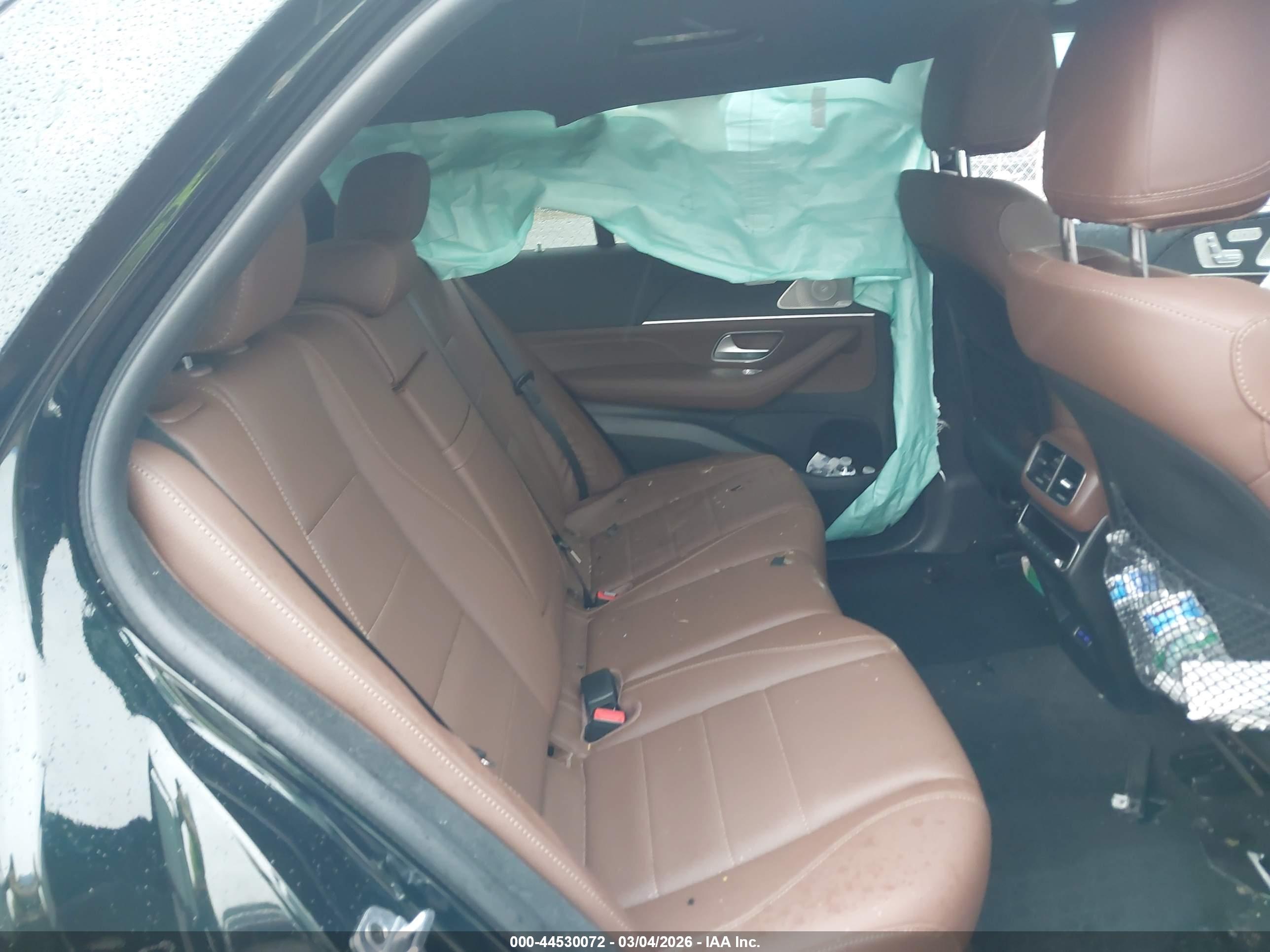 MERCEDES-BENZ GLE image 8
