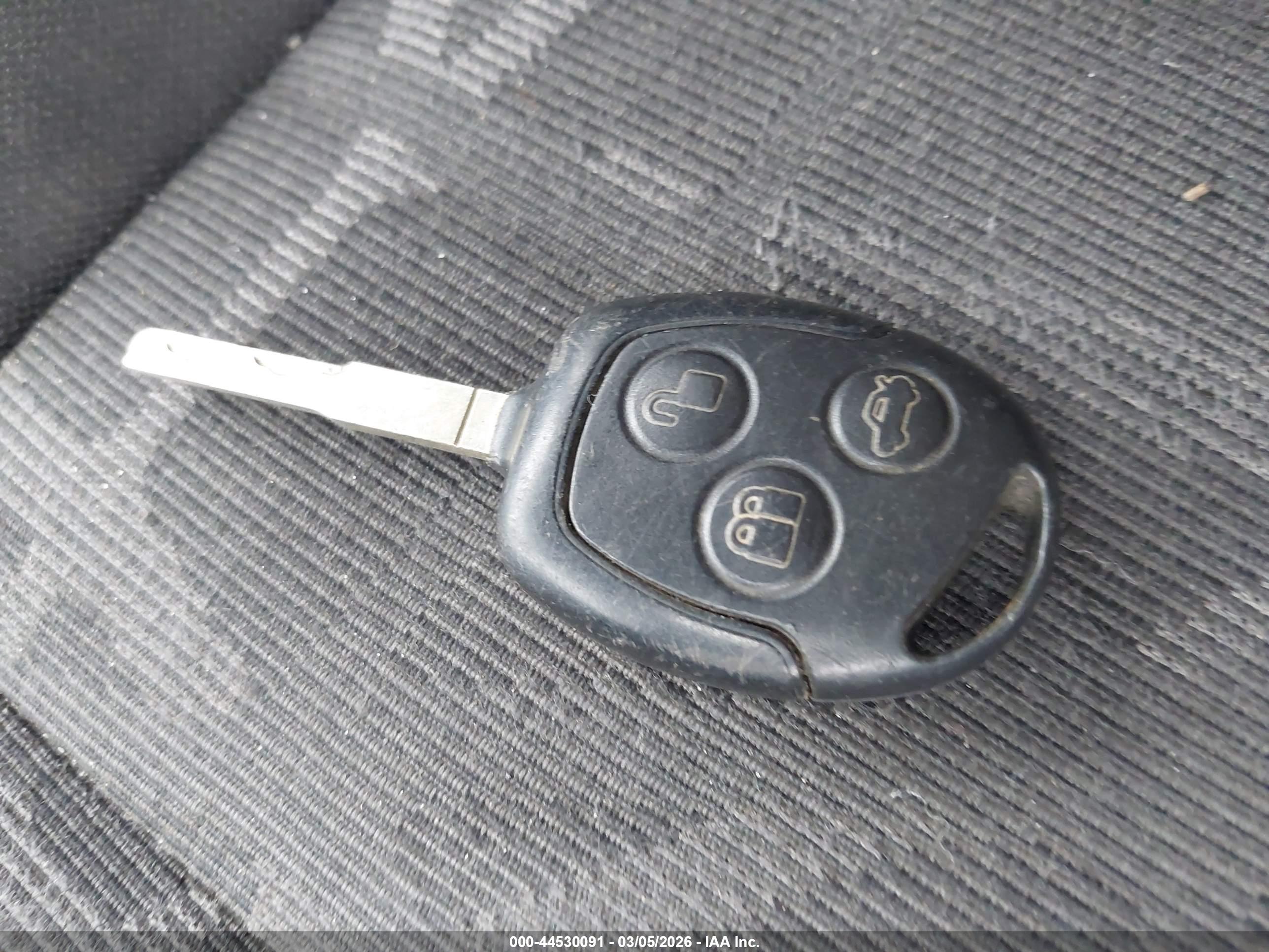 FORD FIESTA image 11
