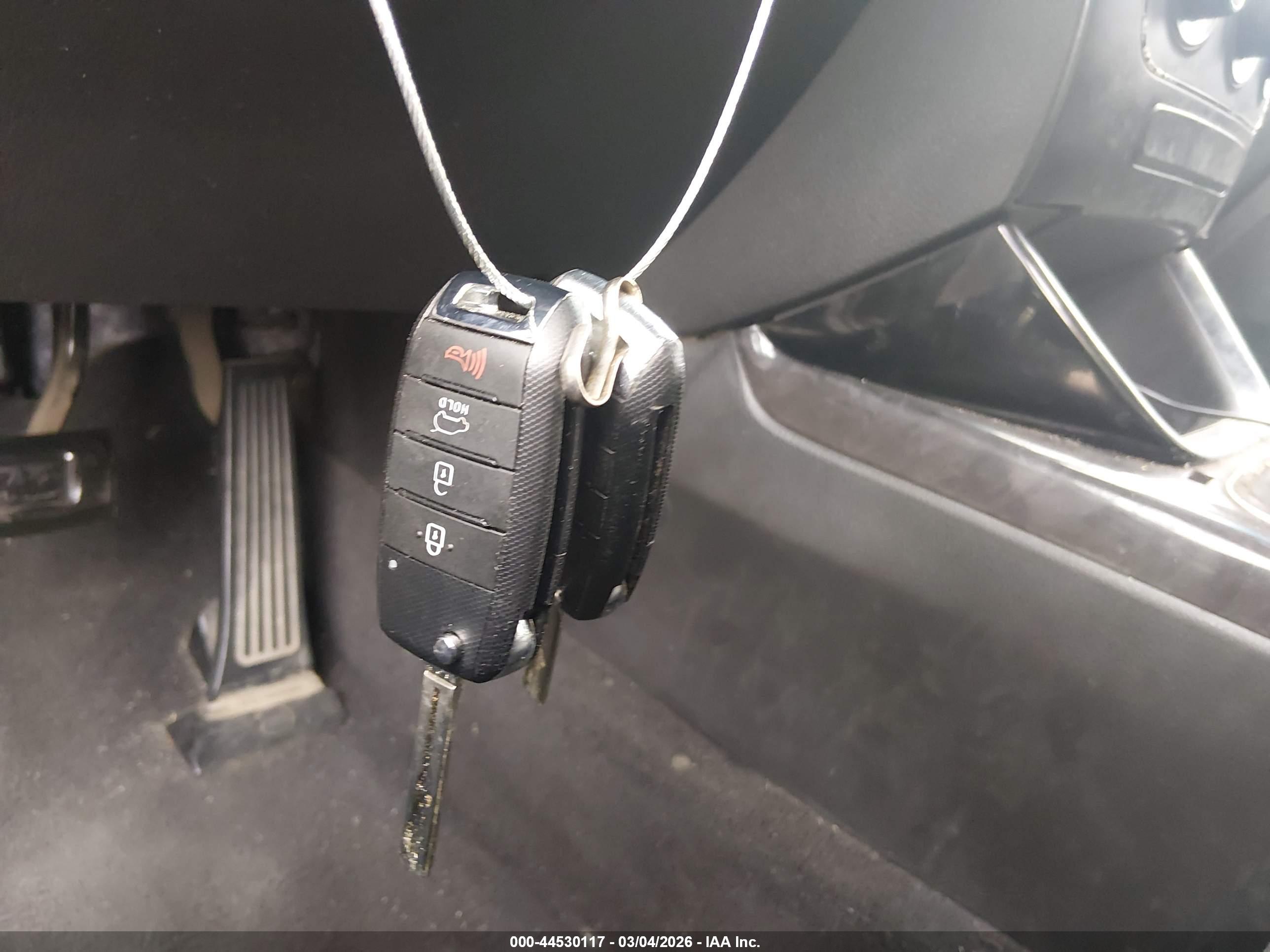 KIA SORENTO image 11