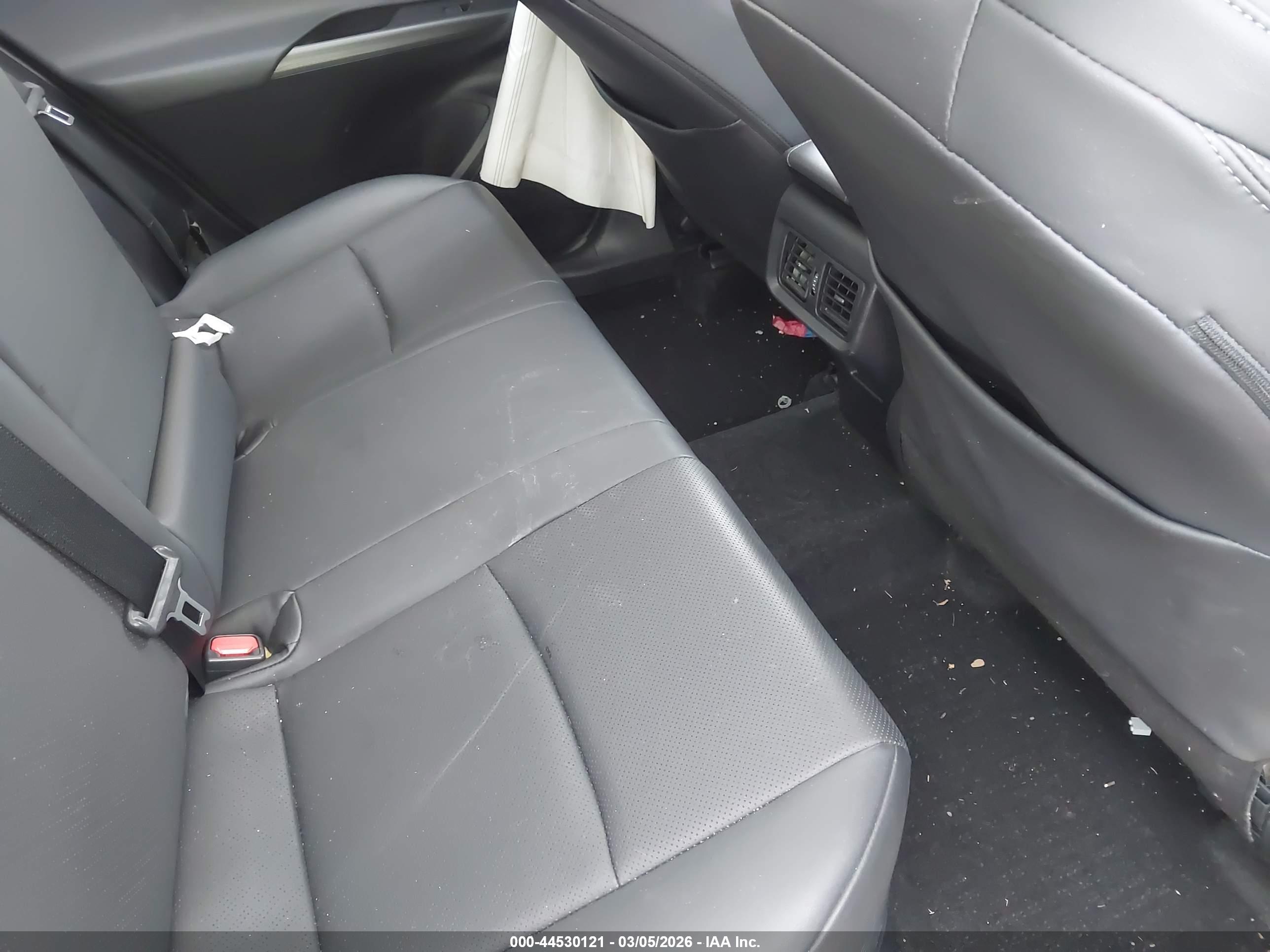 TOYOTA VENZA image 8
