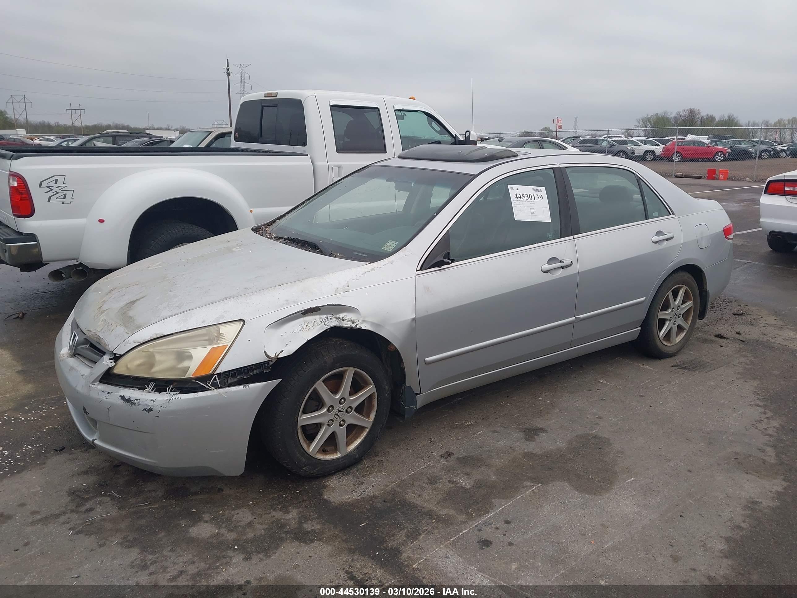HONDA ACCORD image 2