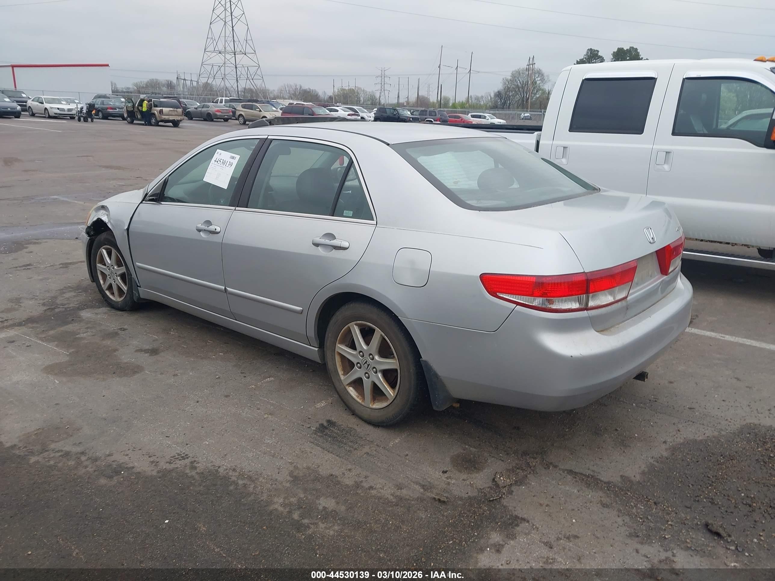 HONDA ACCORD image 3