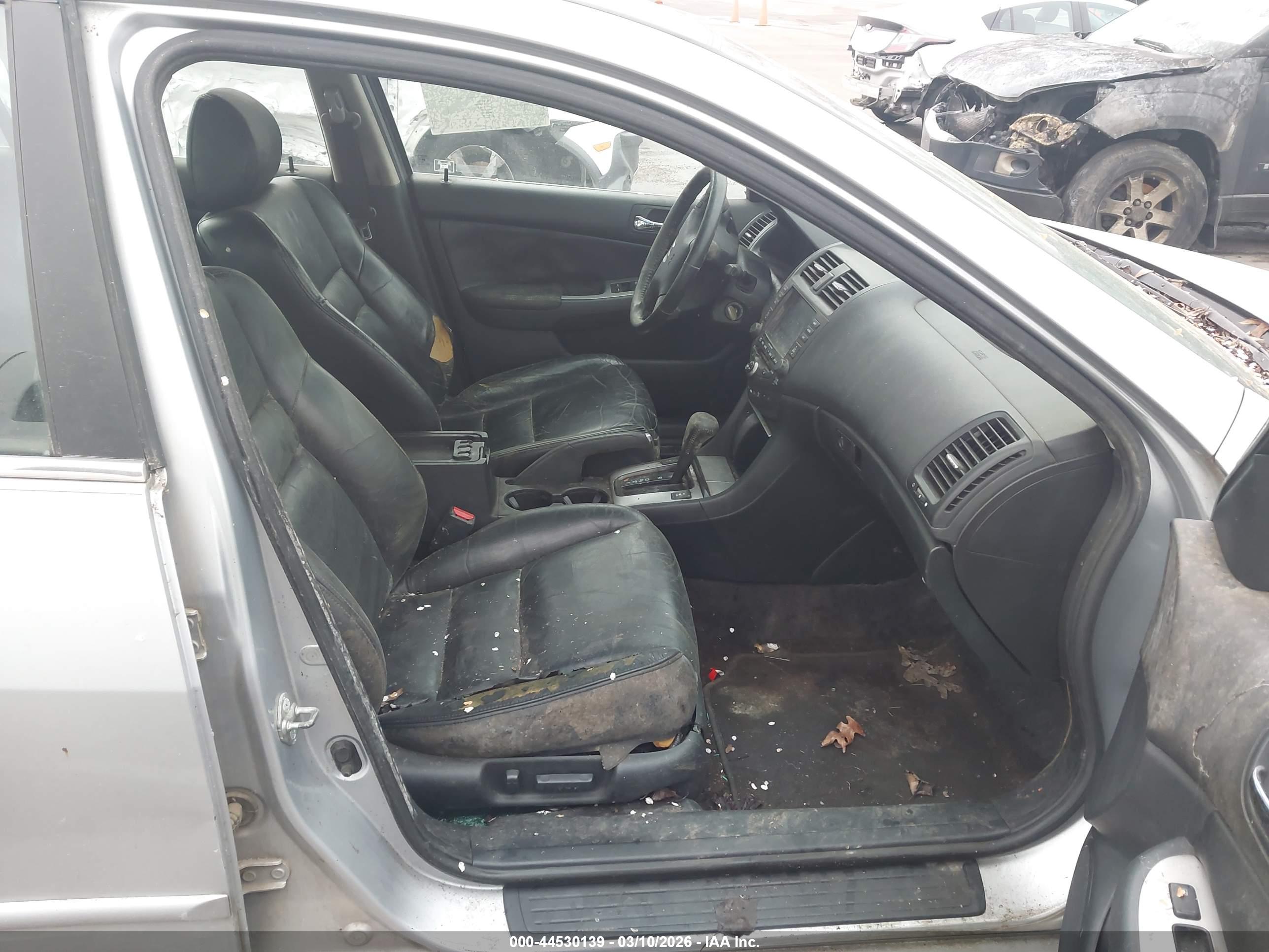 HONDA ACCORD image 5
