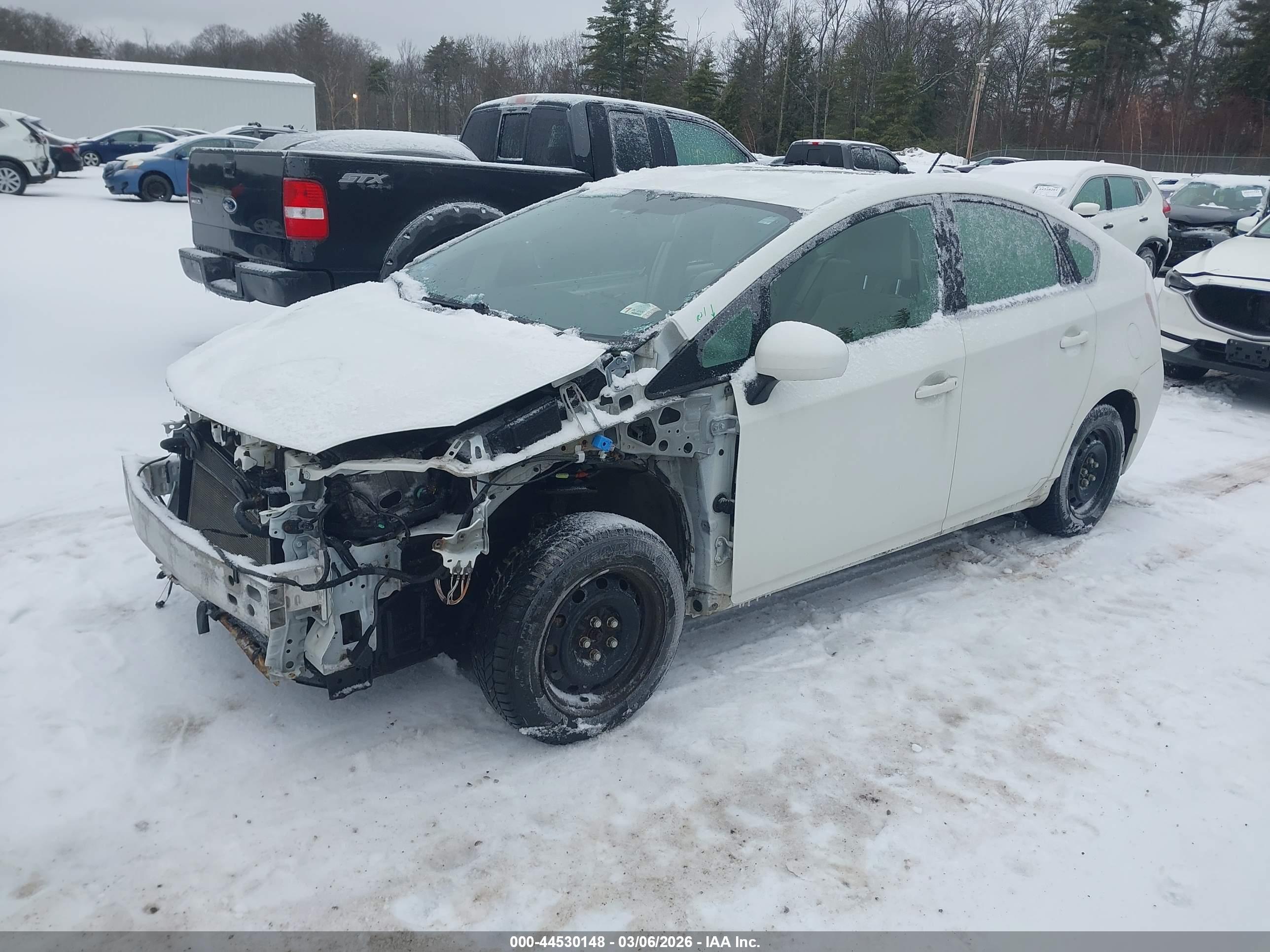 TOYOTA PRIUS image 2