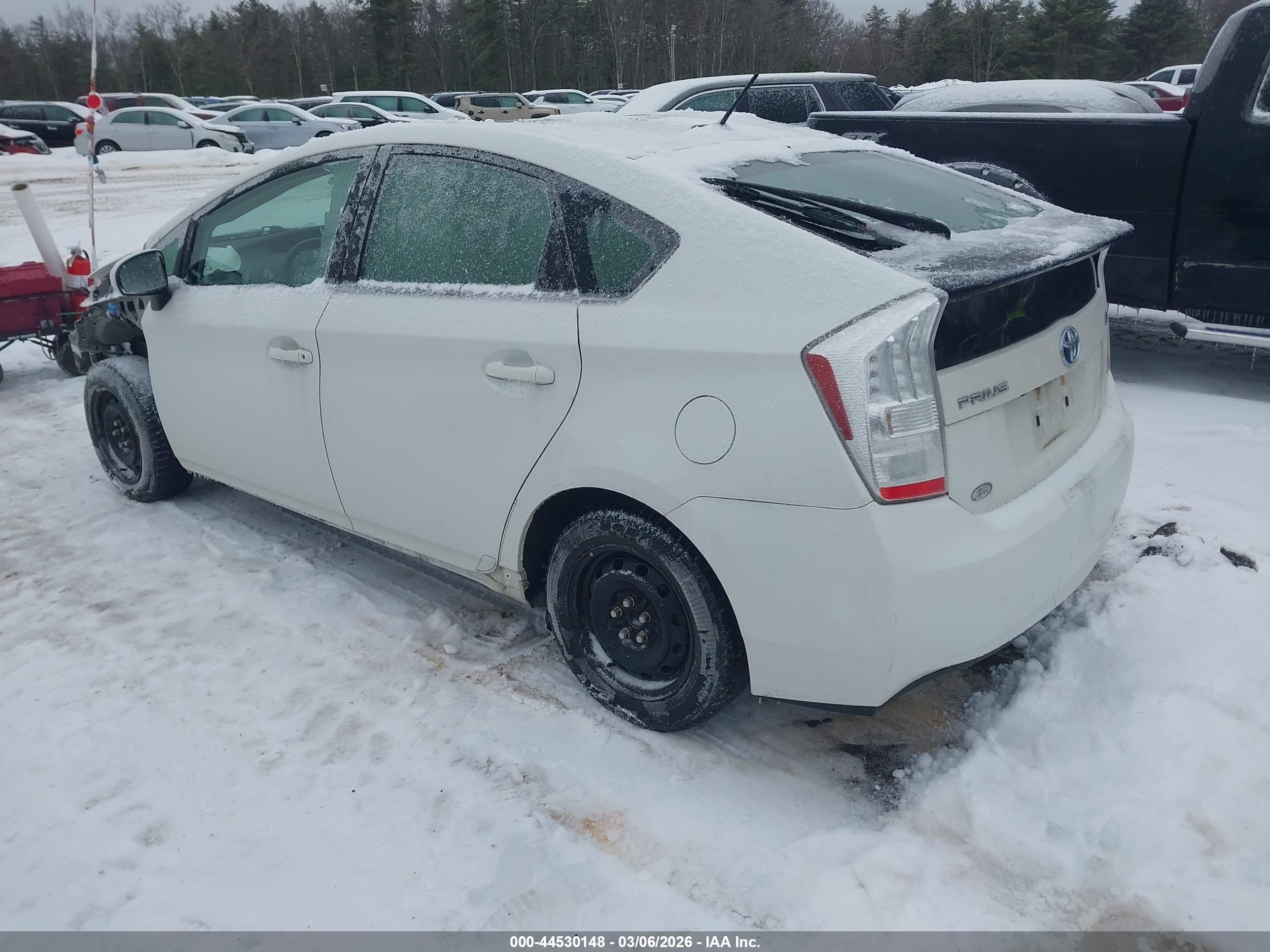 TOYOTA PRIUS image 3