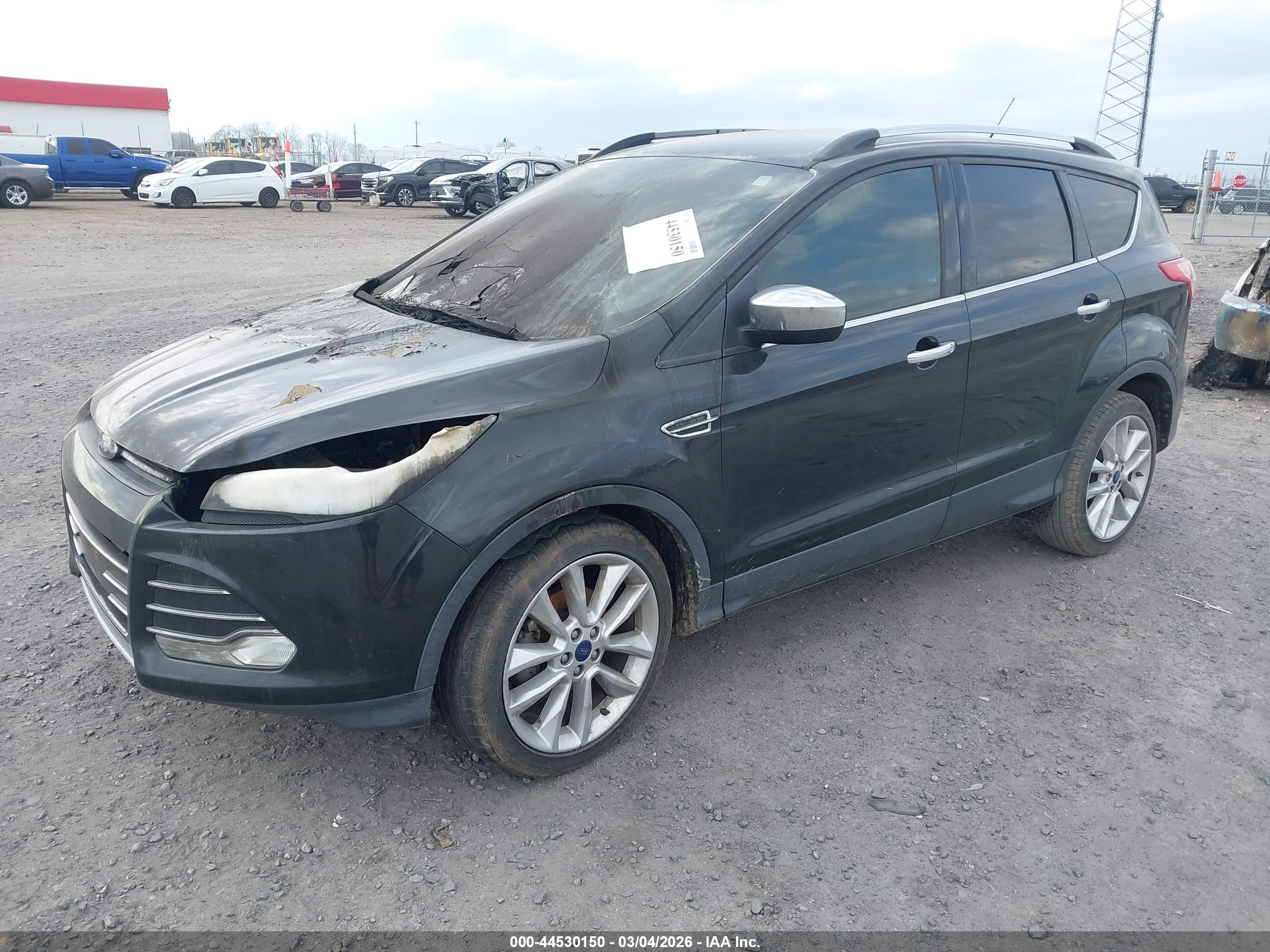 FORD ESCAPE image 2
