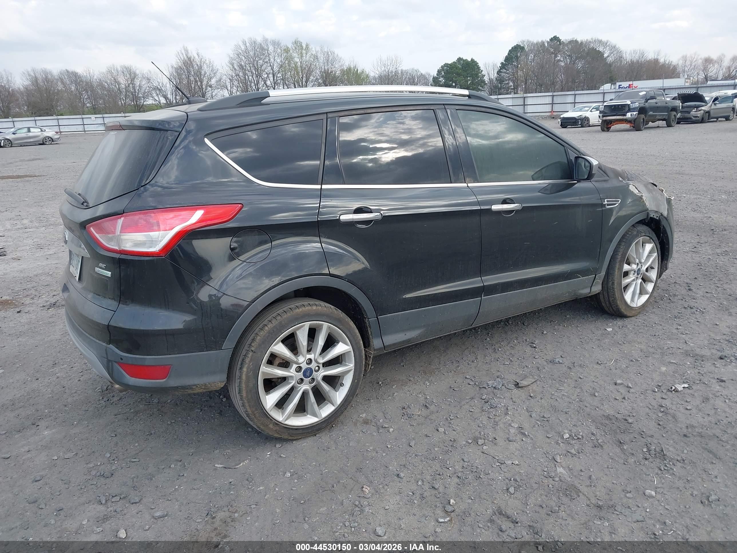 FORD ESCAPE image 4