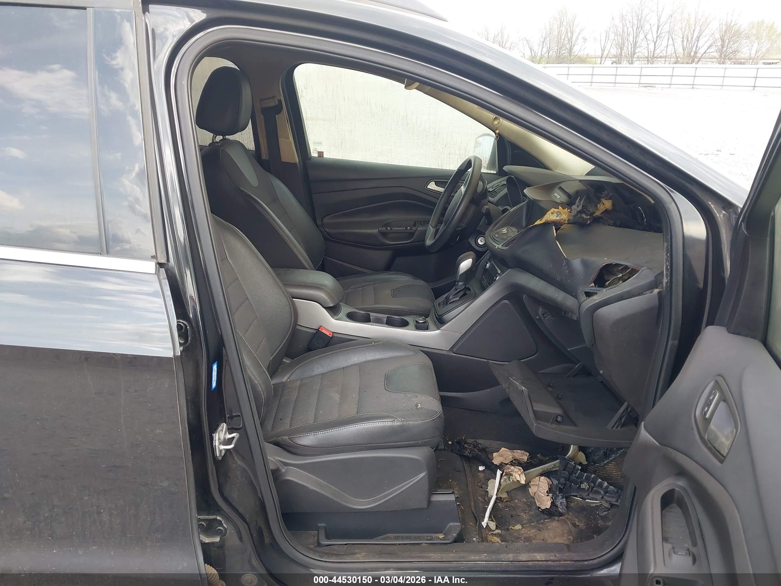 FORD ESCAPE image 5
