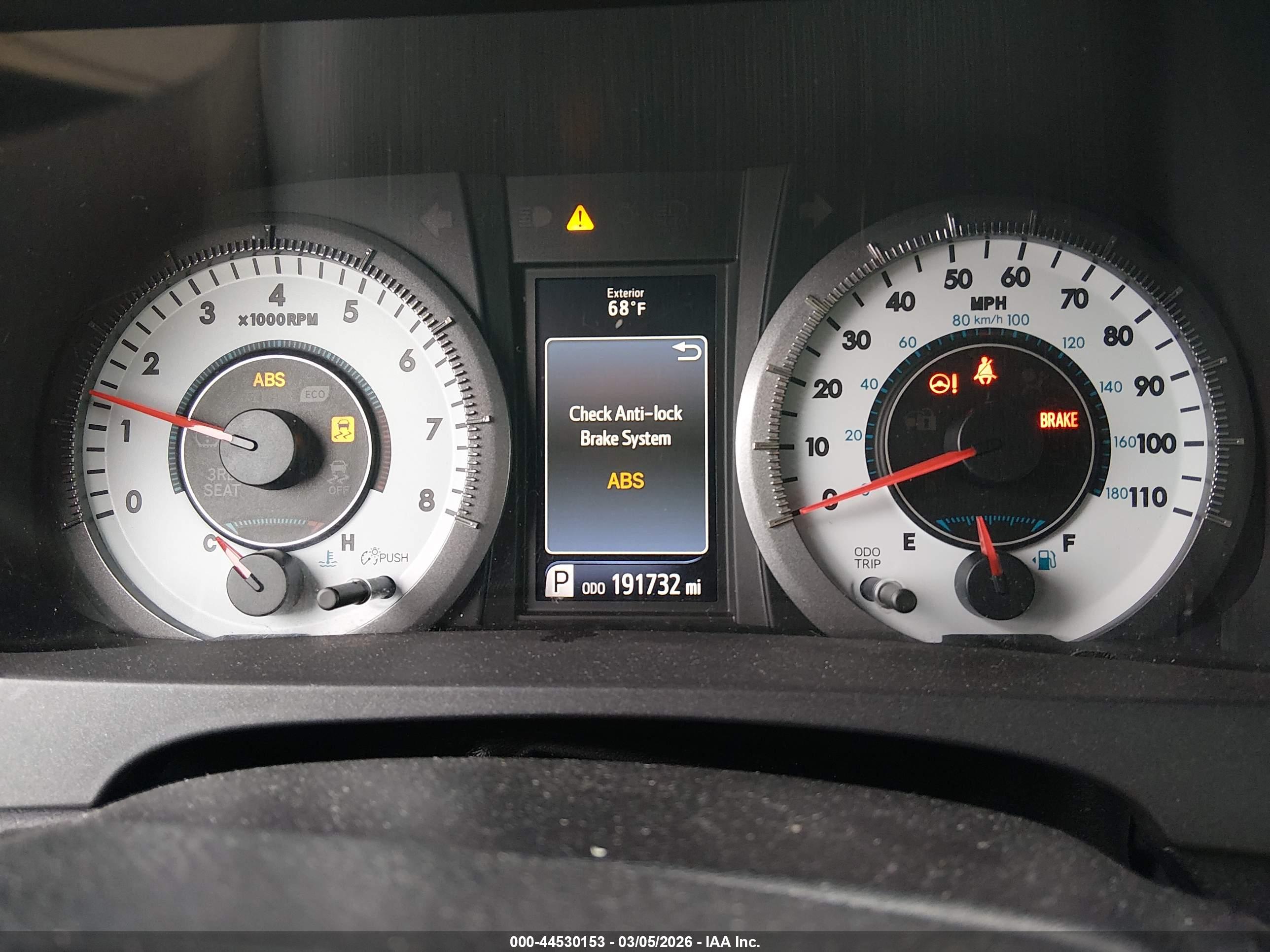 TOYOTA SIENNA image 7