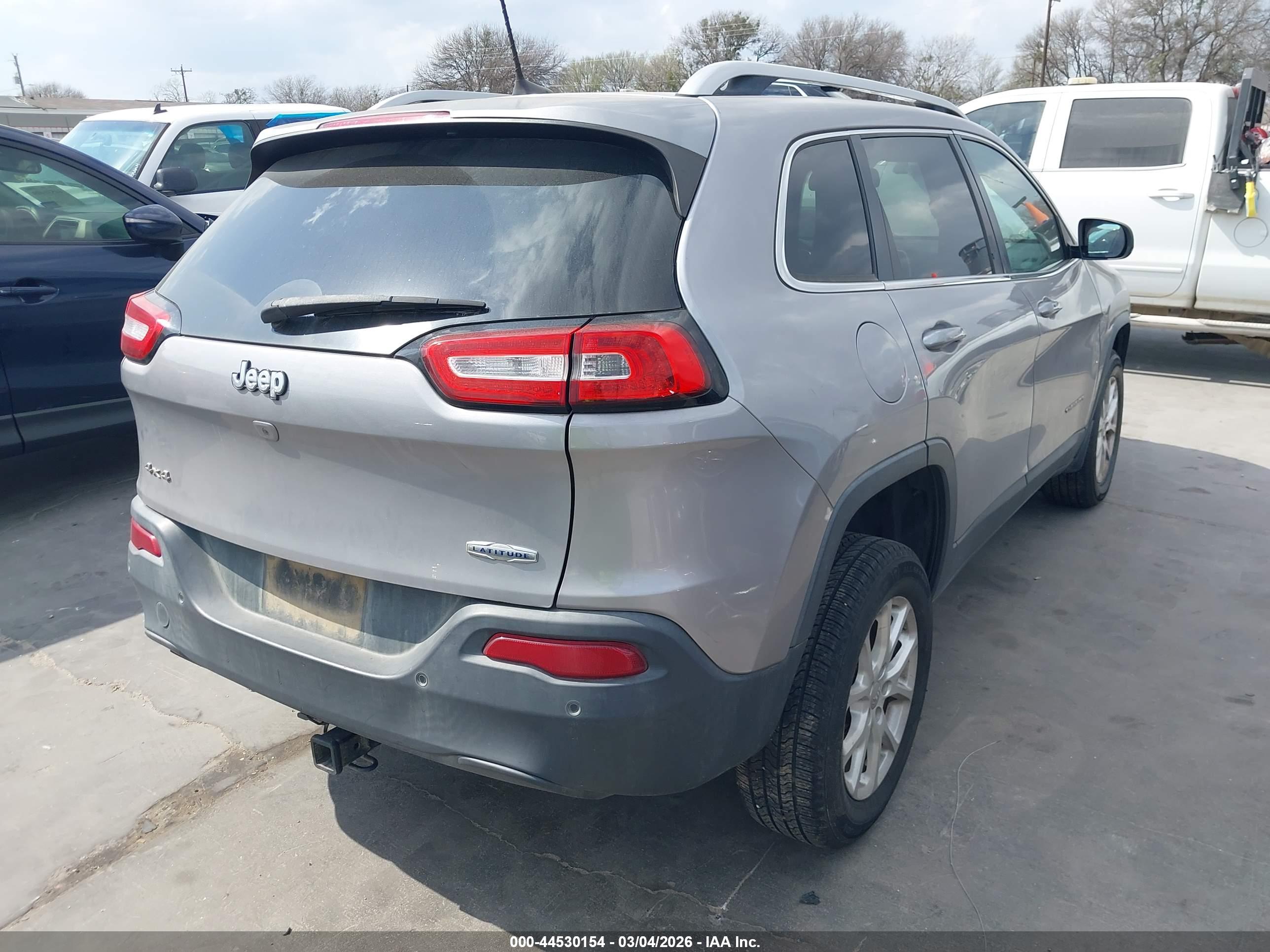 JEEP CHEROKEE image 4