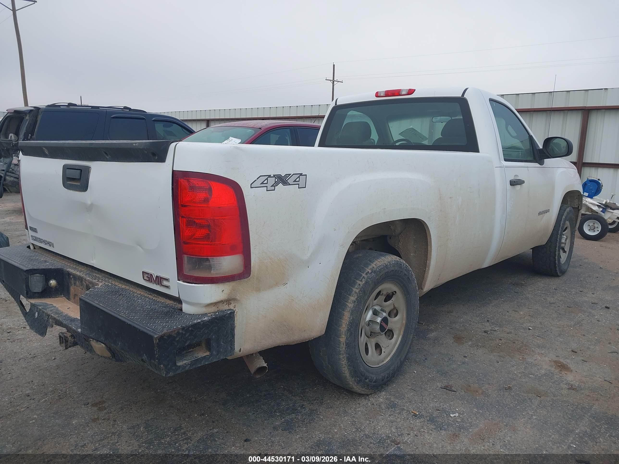 GMC SIERRA image 4
