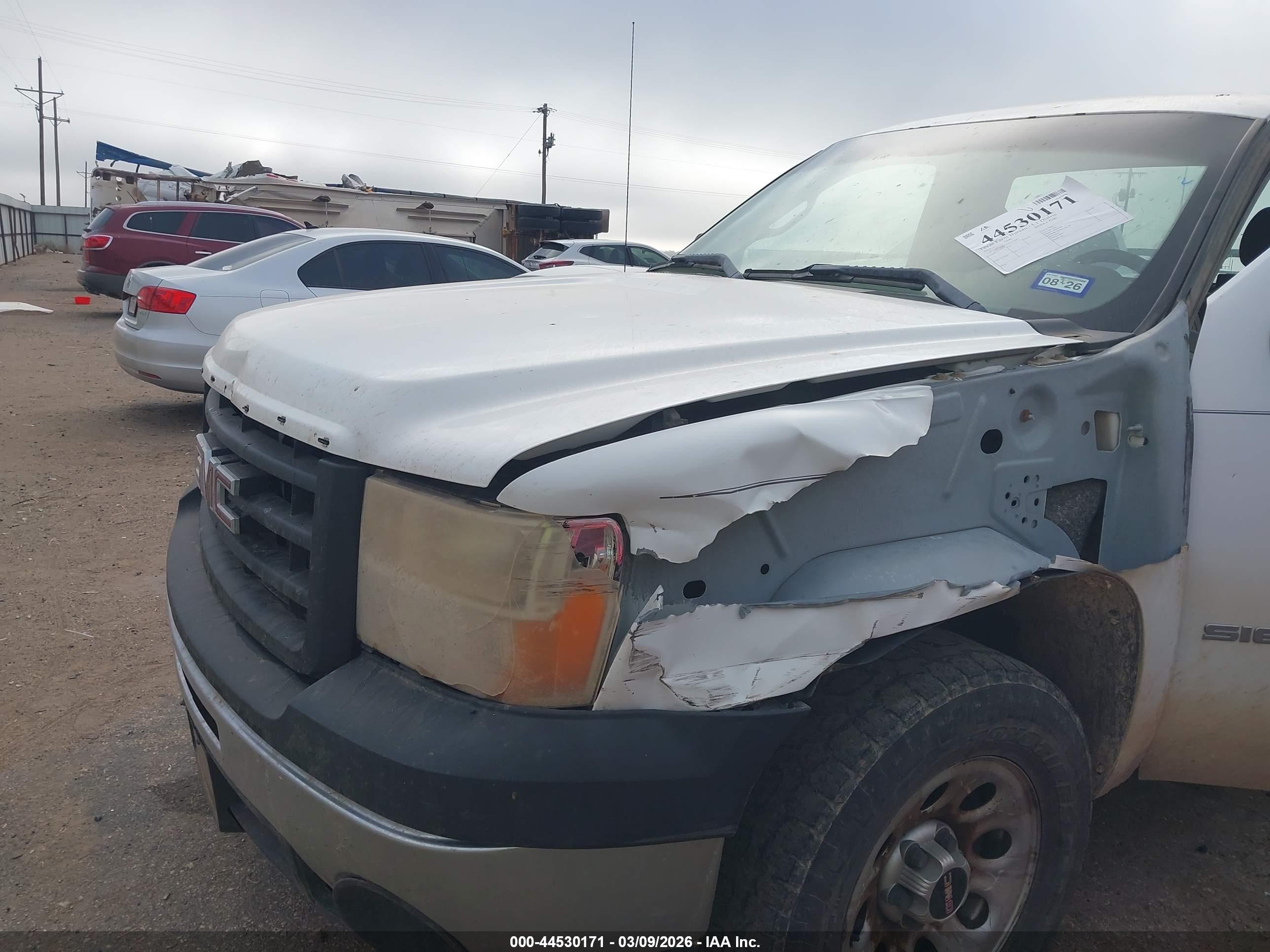 GMC SIERRA image 6