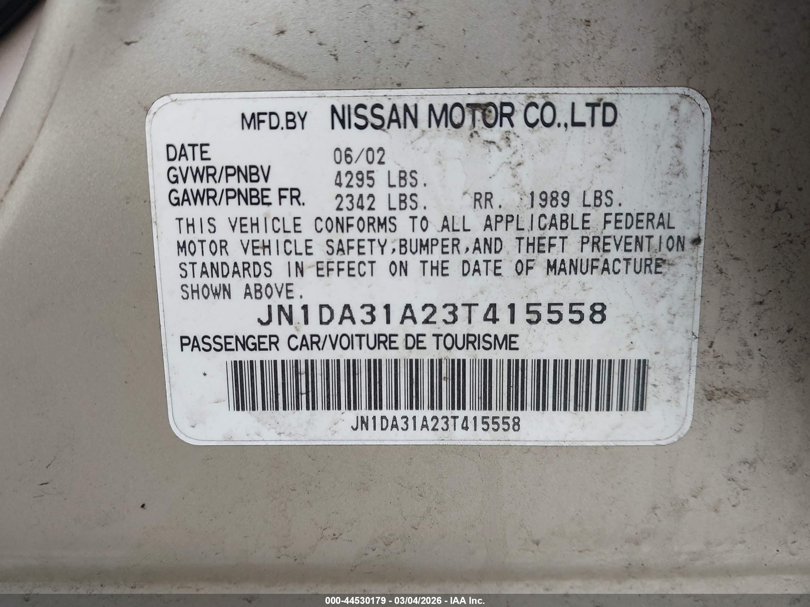 NISSAN MAXIMA image 9
