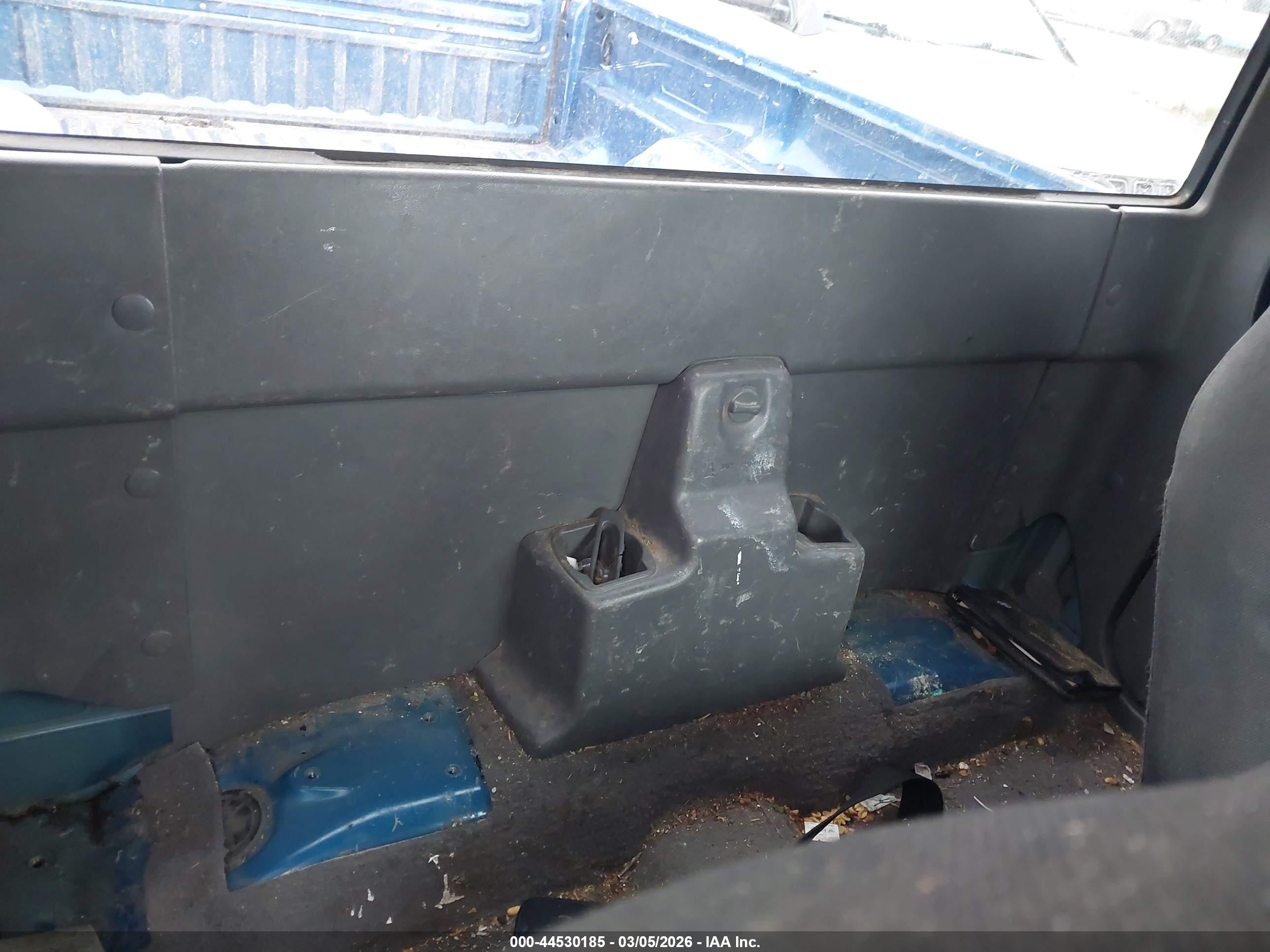 FORD RANGER image 8