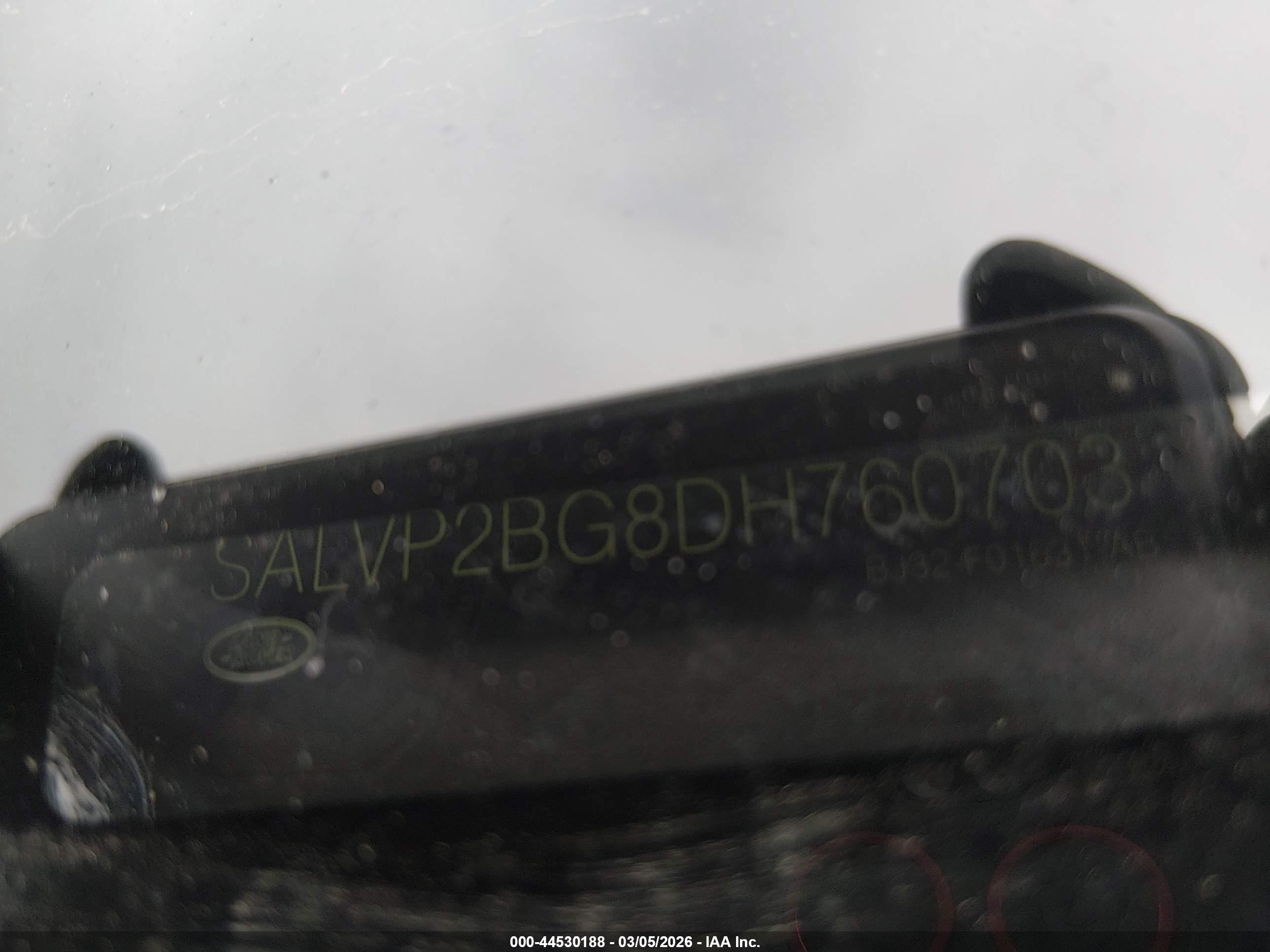 LAND ROVER image 9