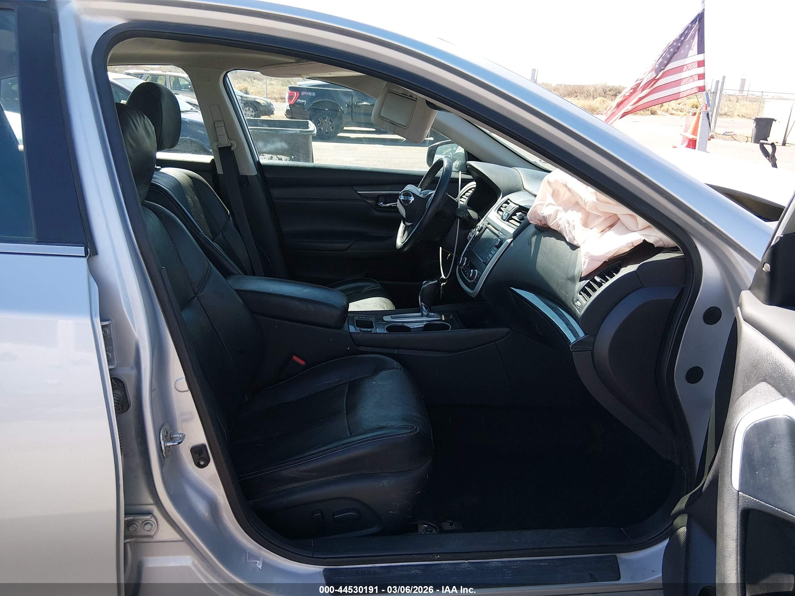 NISSAN ALTIMA image 5