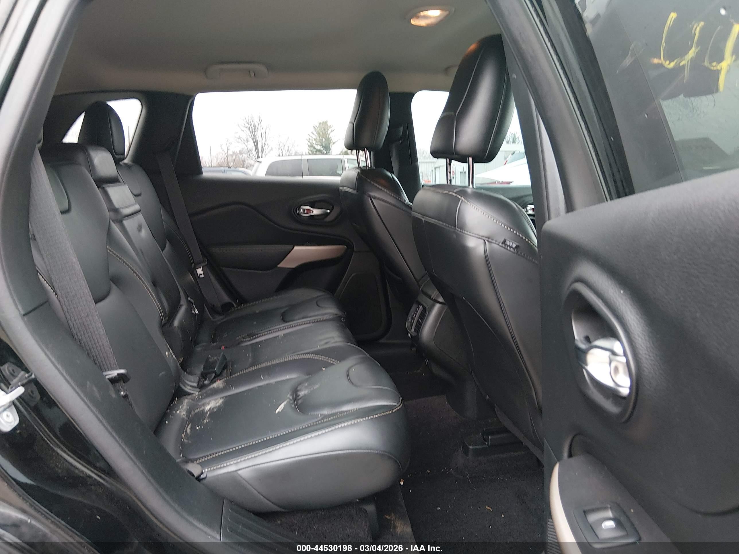 JEEP CHEROKEE image 8