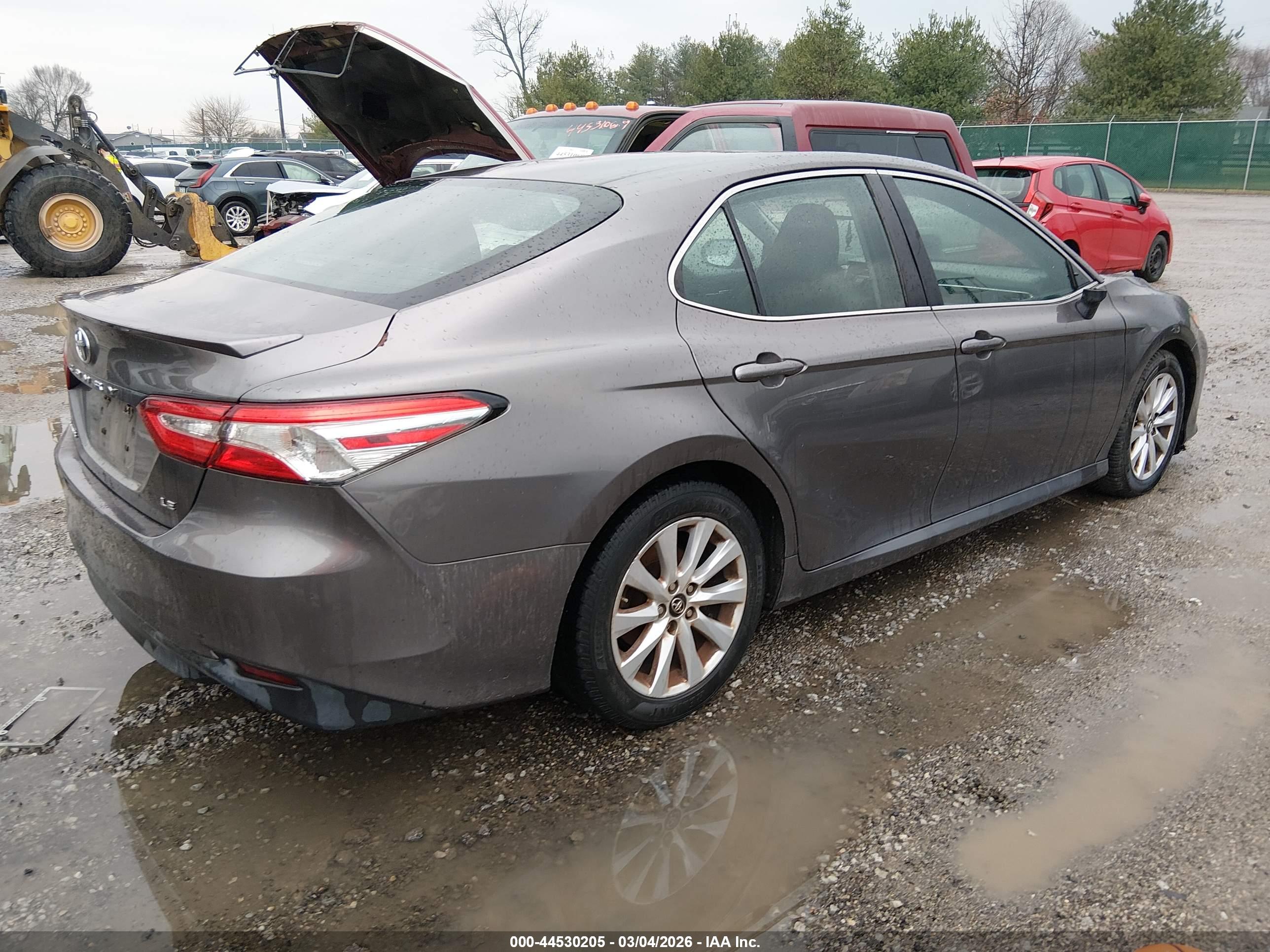 TOYOTA CAMRY image 4