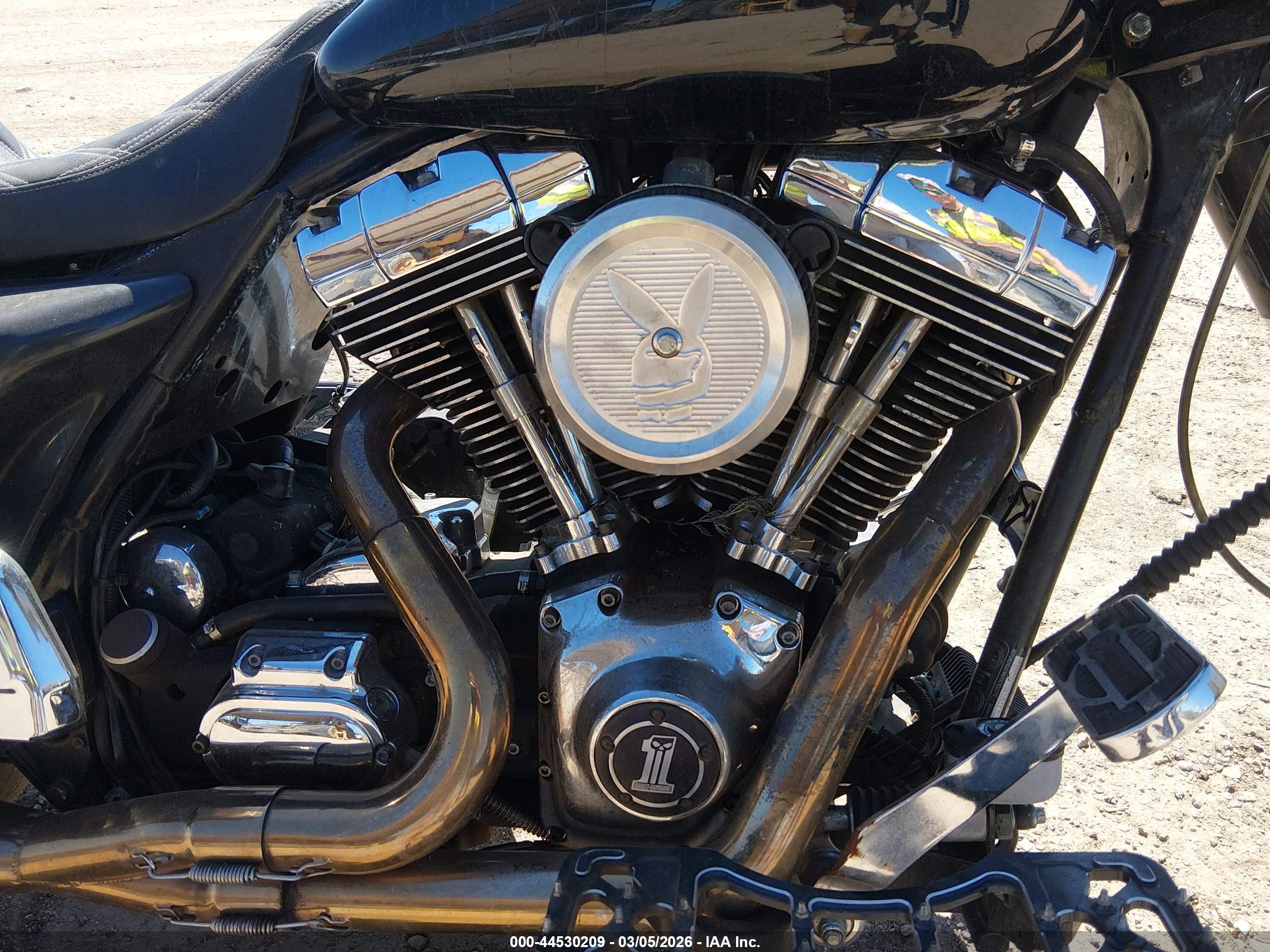 HARLEY-DAVIDSON FLHPI image 8