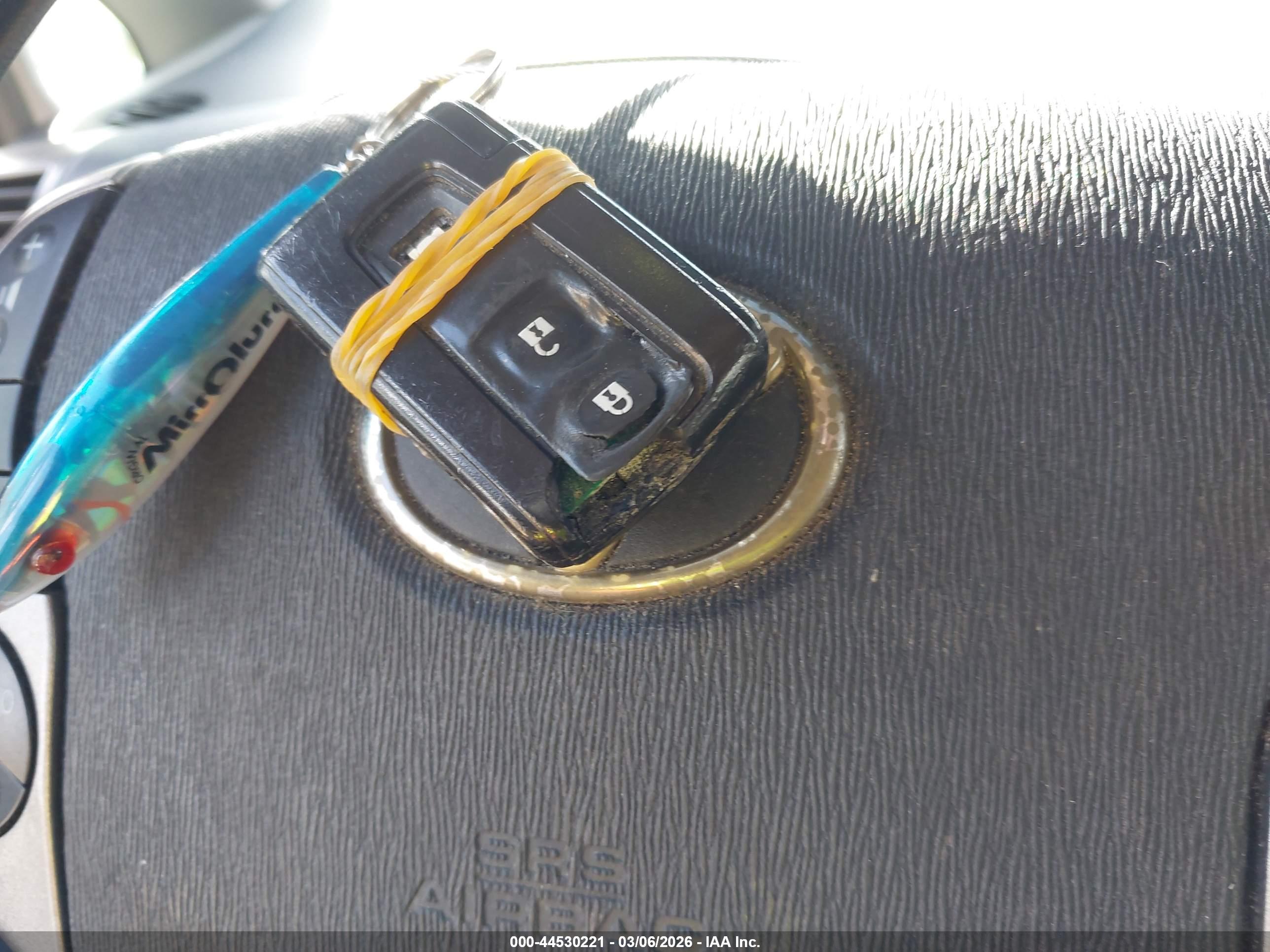 TOYOTA PRIUS image 11