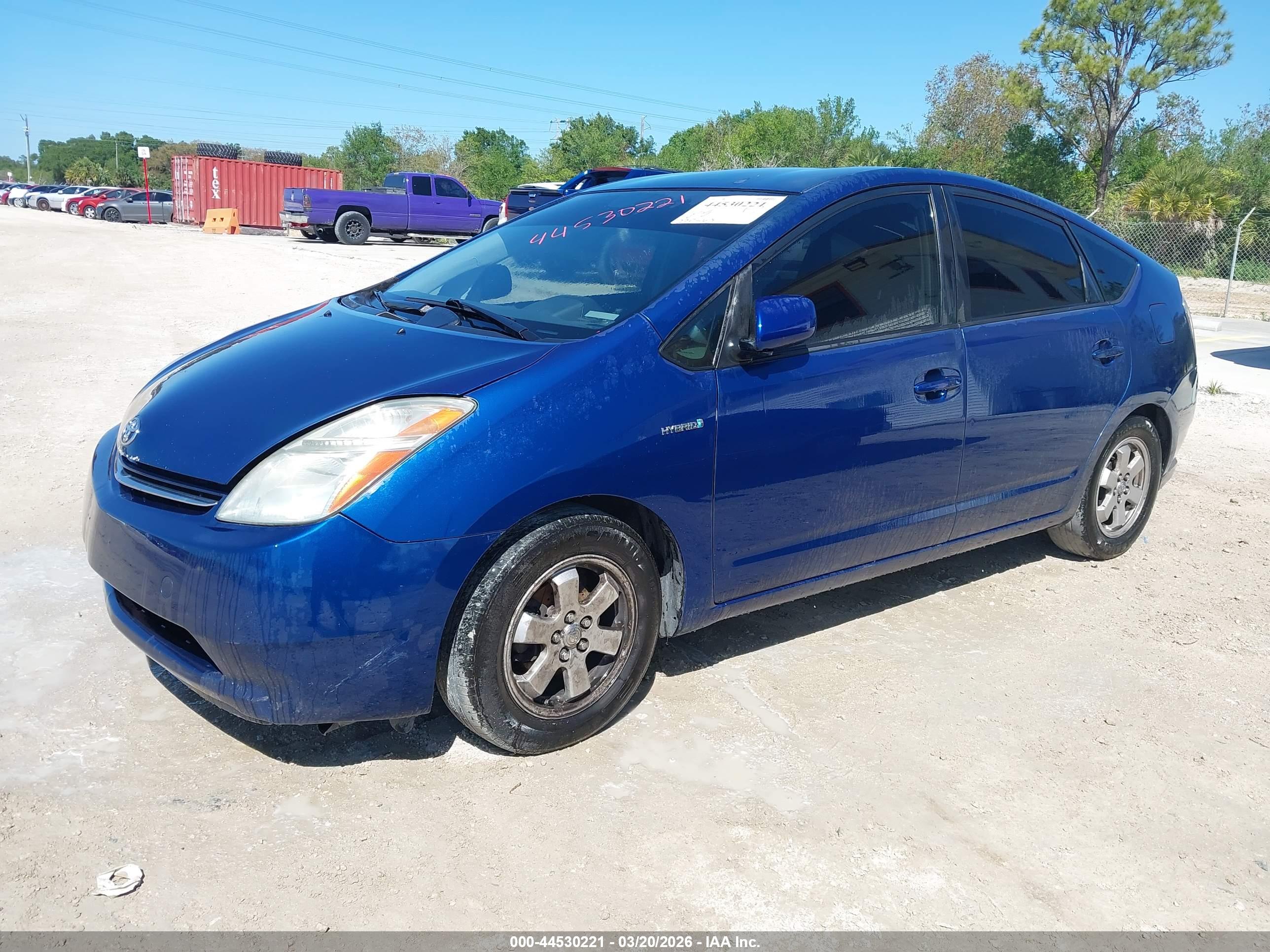 TOYOTA PRIUS image 2
