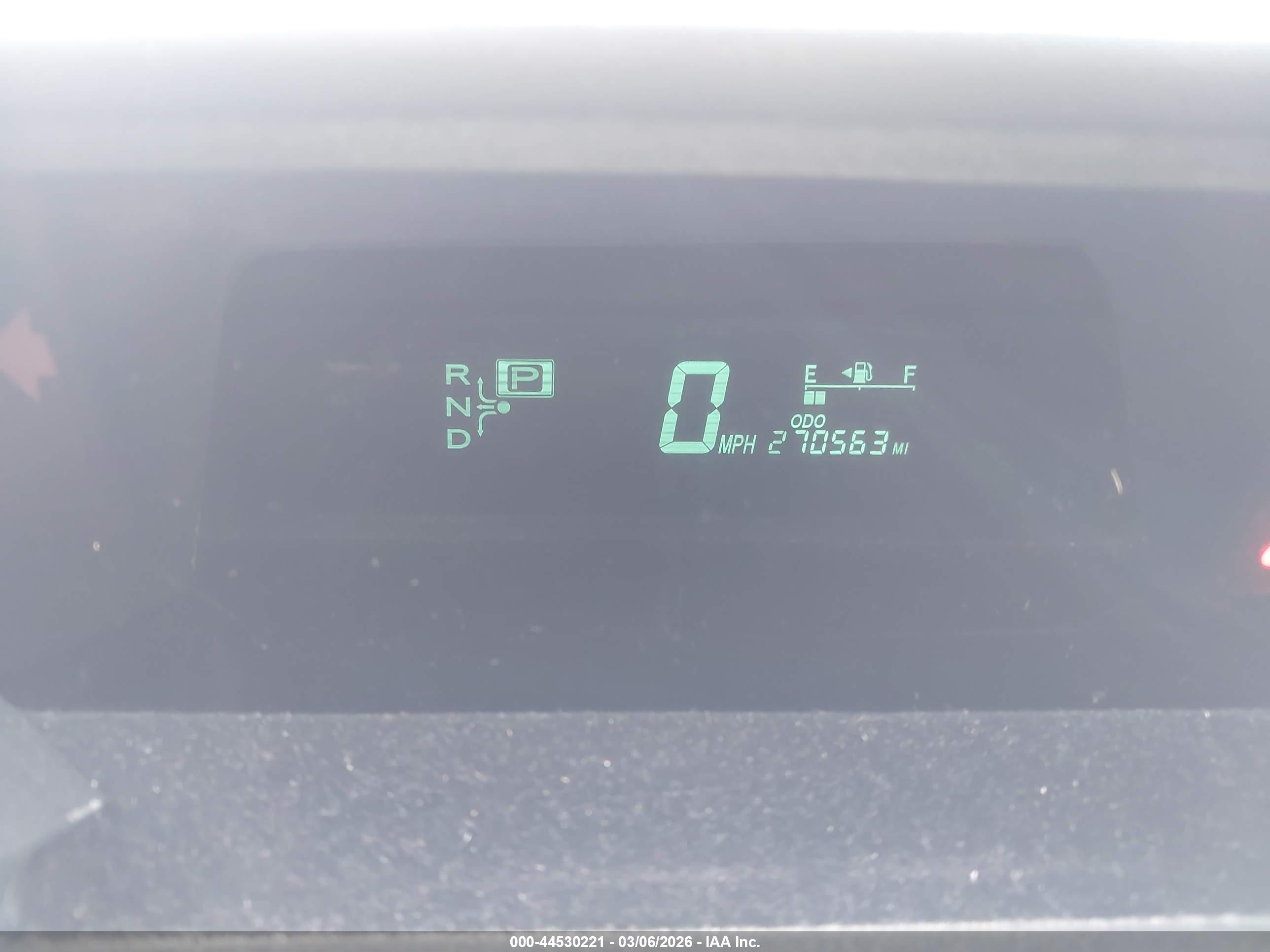 TOYOTA PRIUS image 7