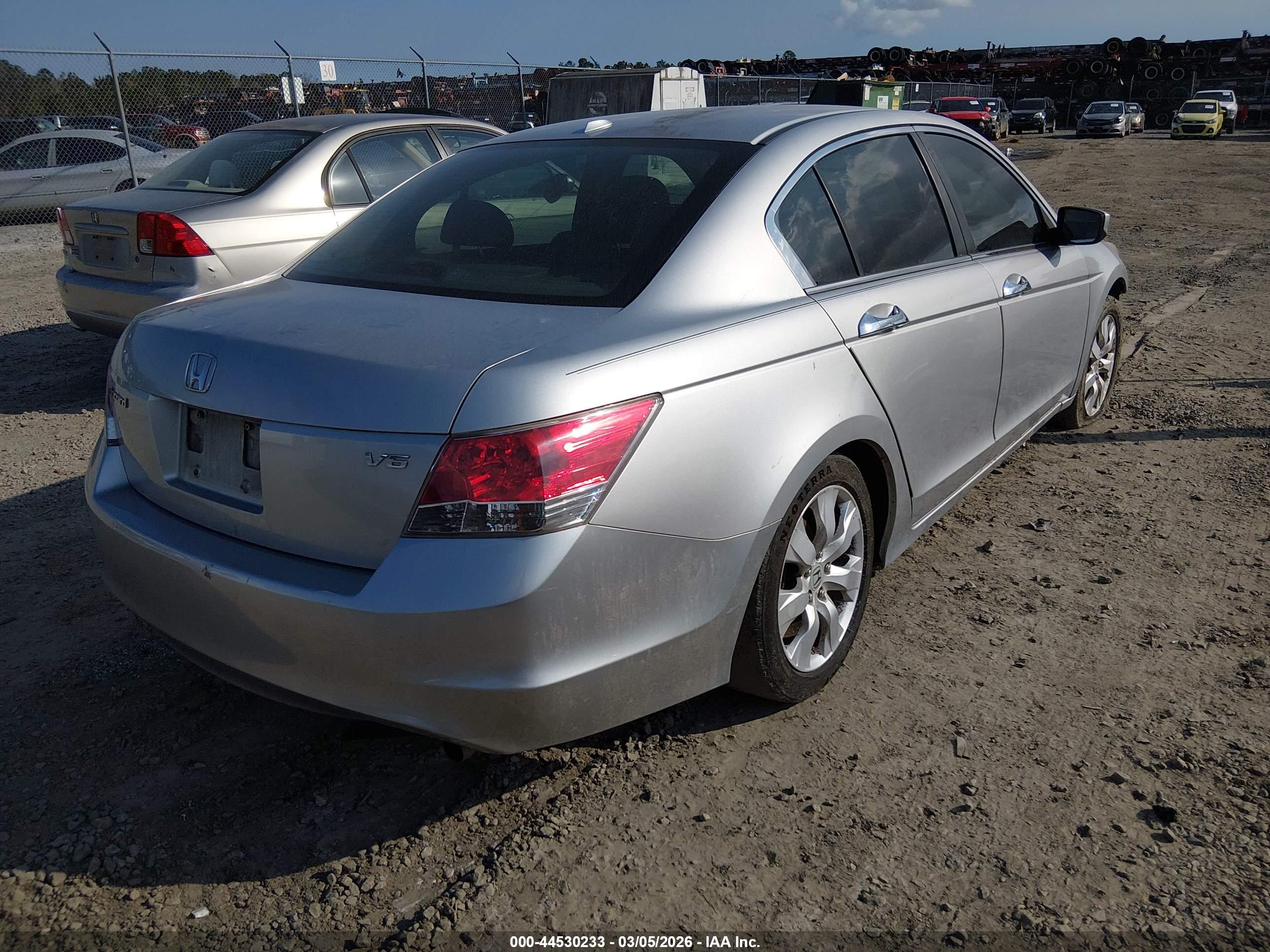 HONDA ACCORD image 4