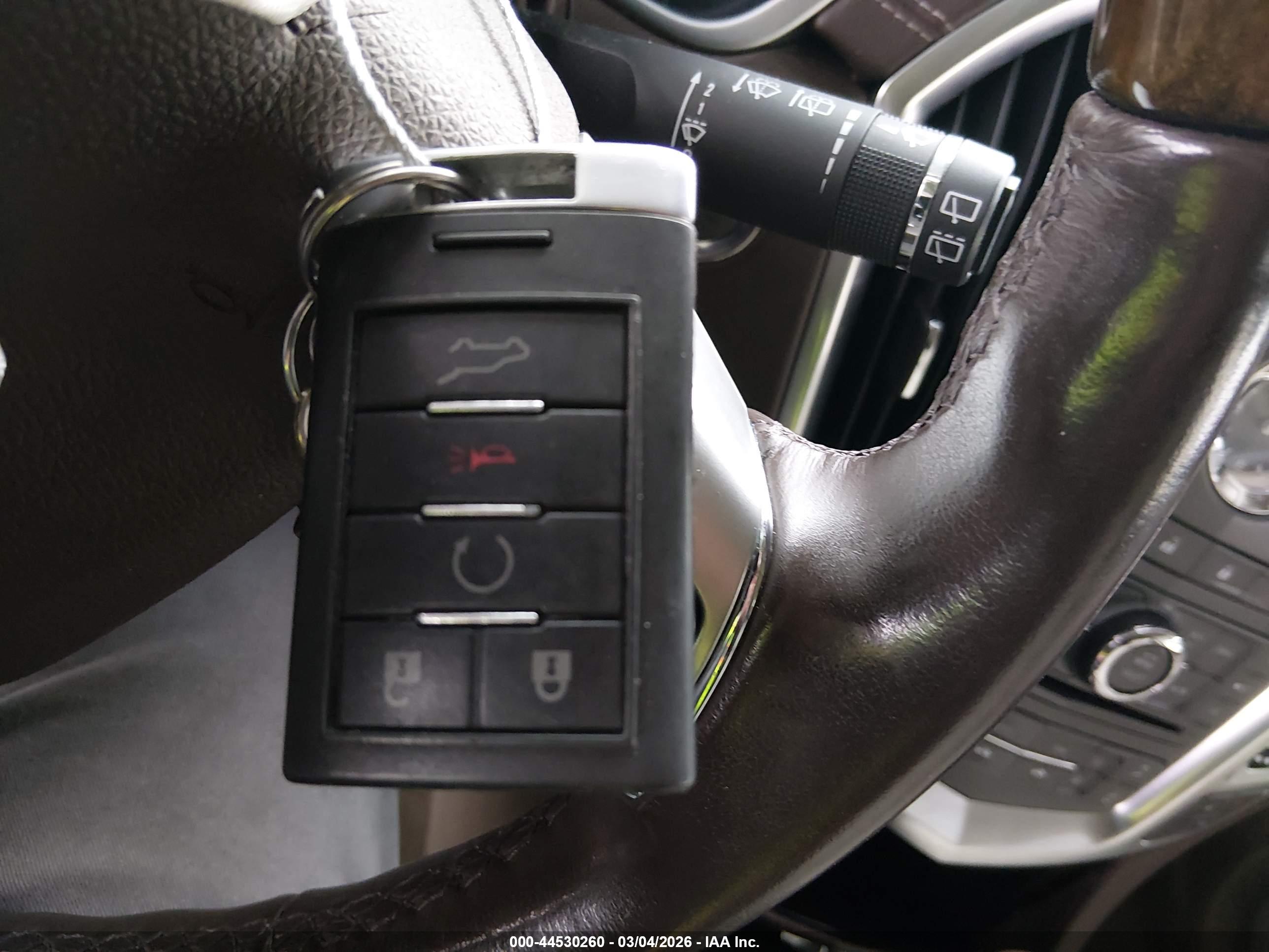 CADILLAC SRX image 11