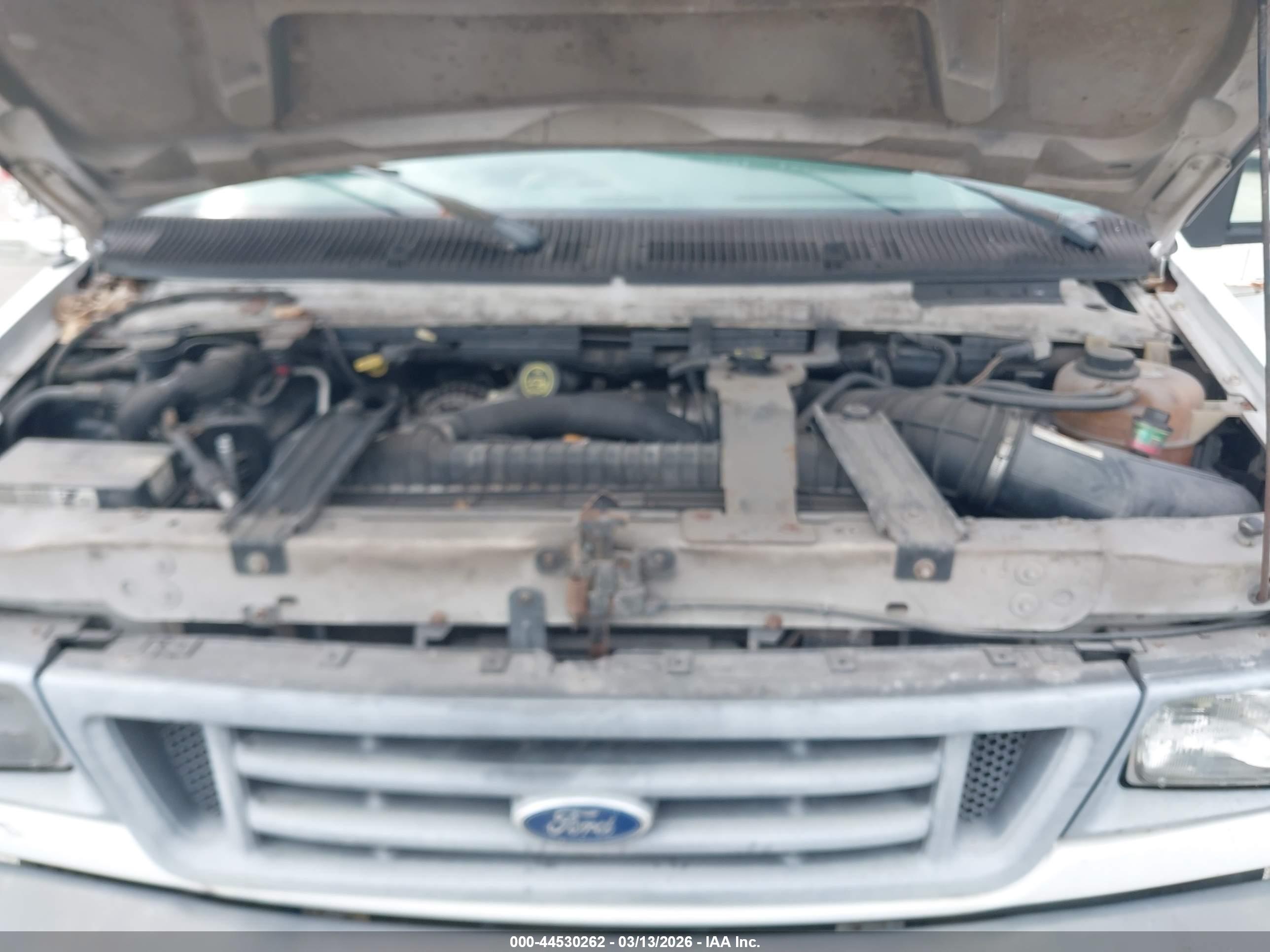 FORD E-450 image 10