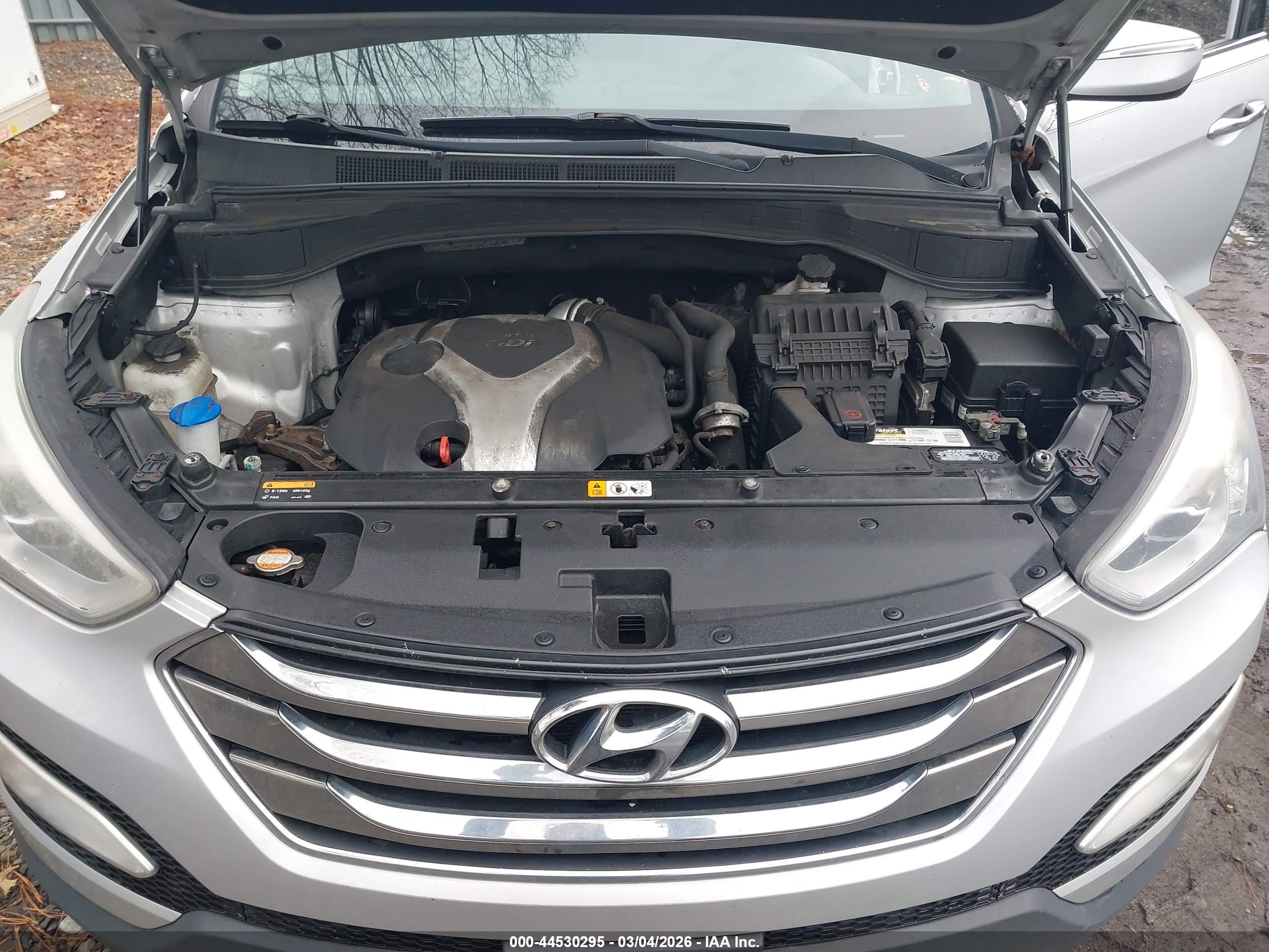 HYUNDAI SANTA image 10