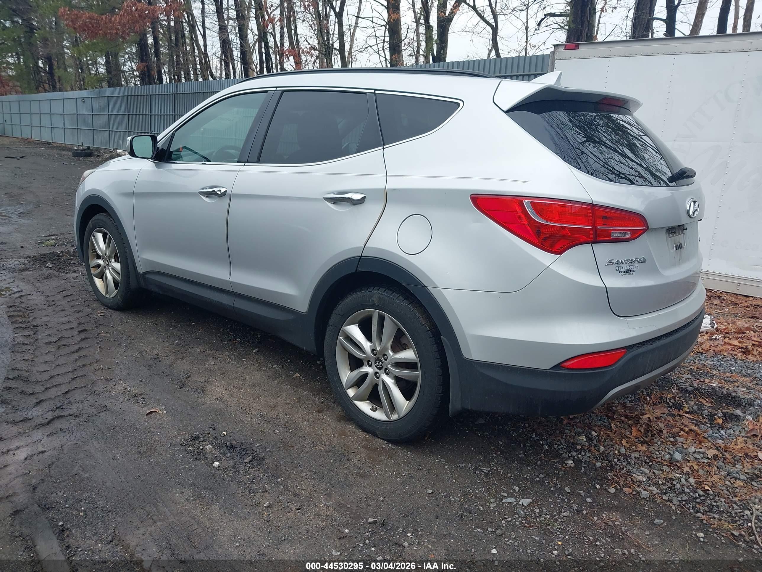 HYUNDAI SANTA image 3