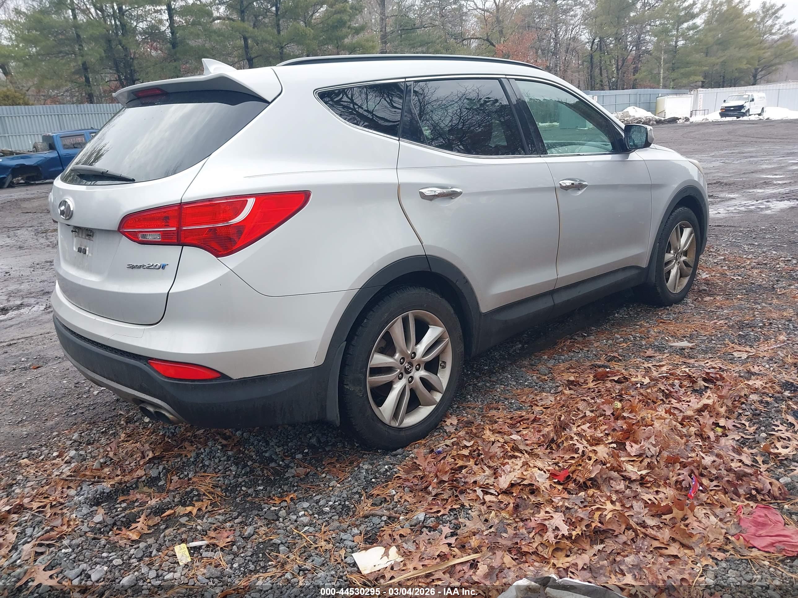 HYUNDAI SANTA image 4
