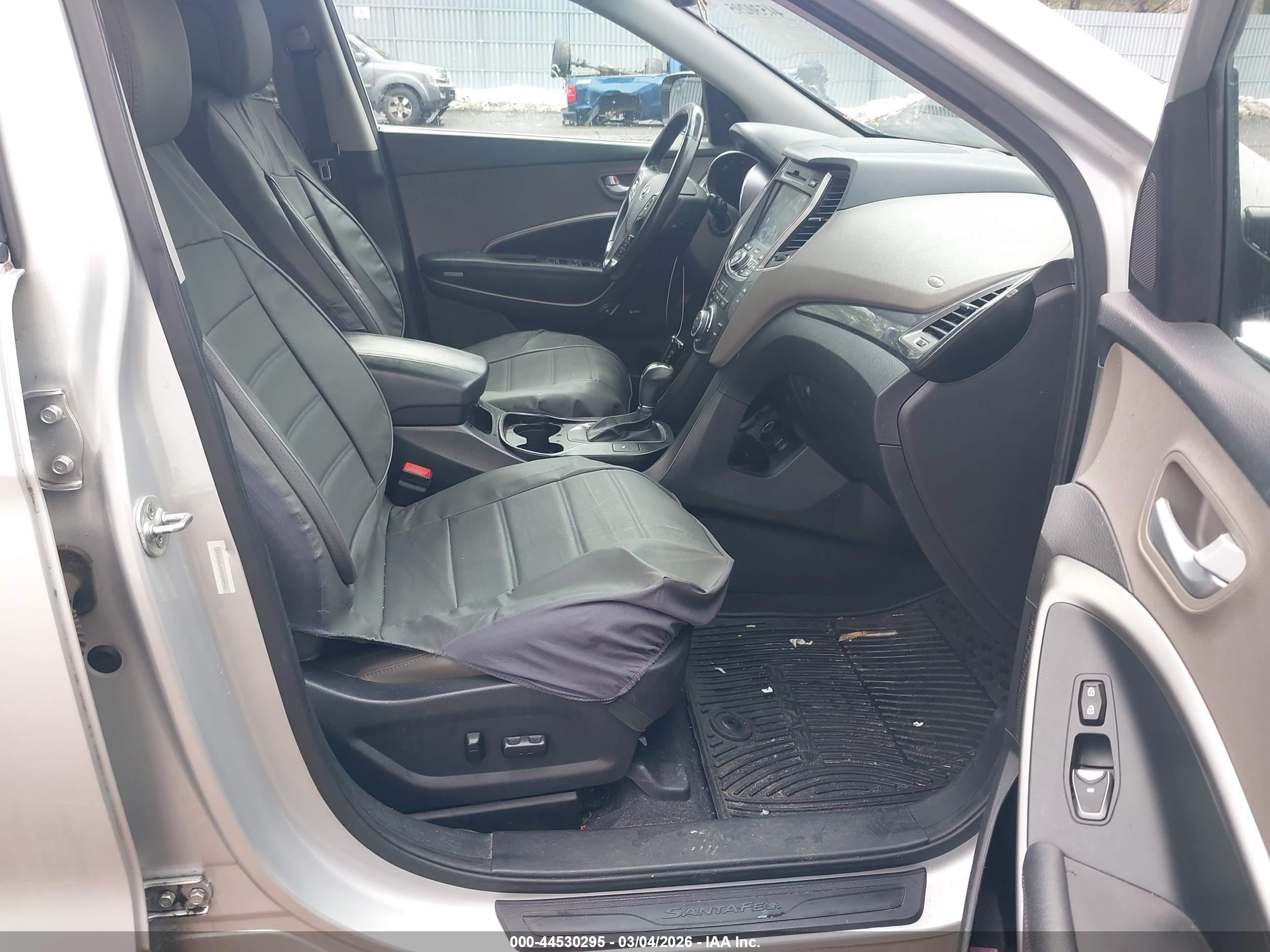 HYUNDAI SANTA image 5