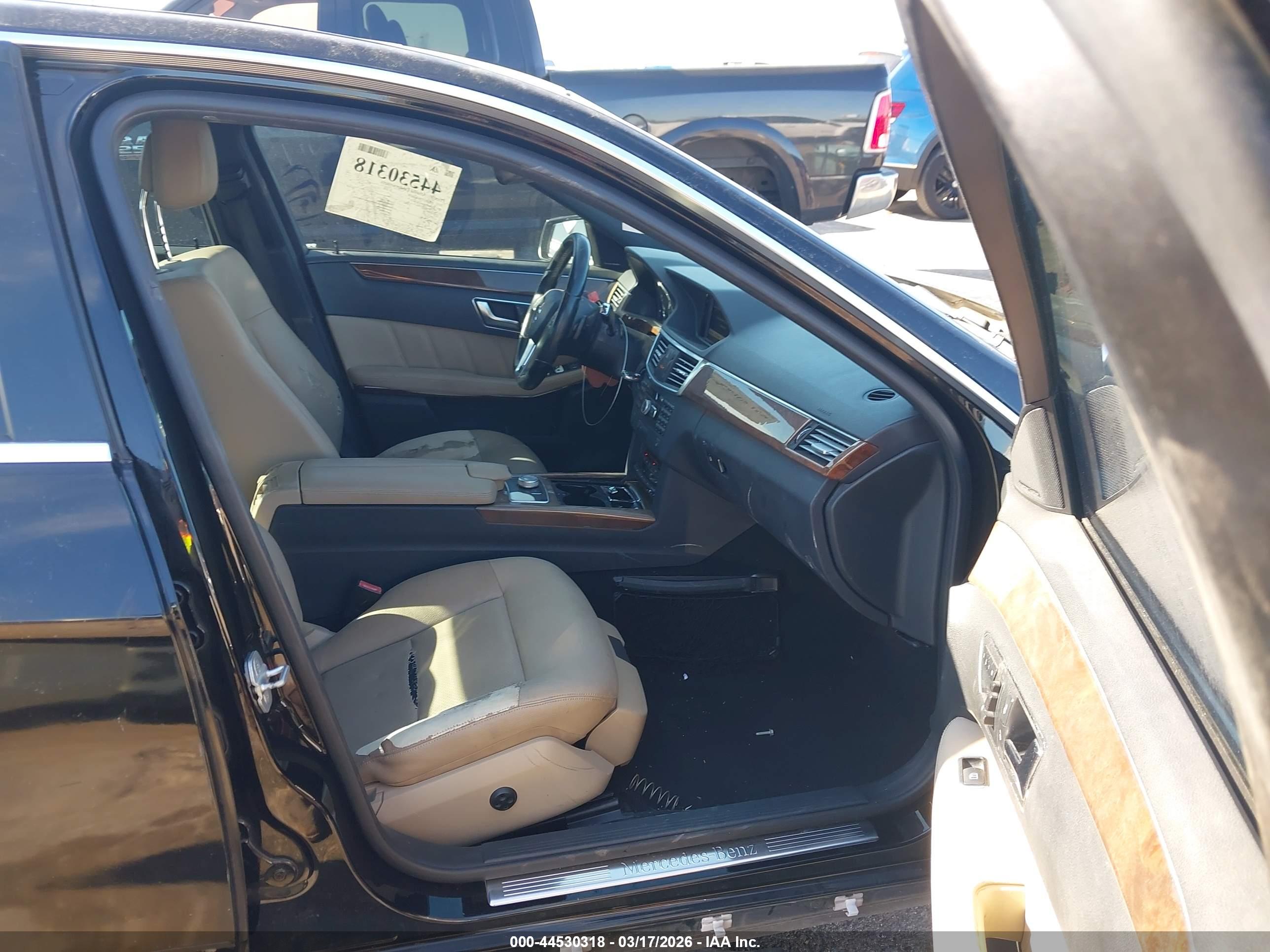 MERCEDES-BENZ E image 5