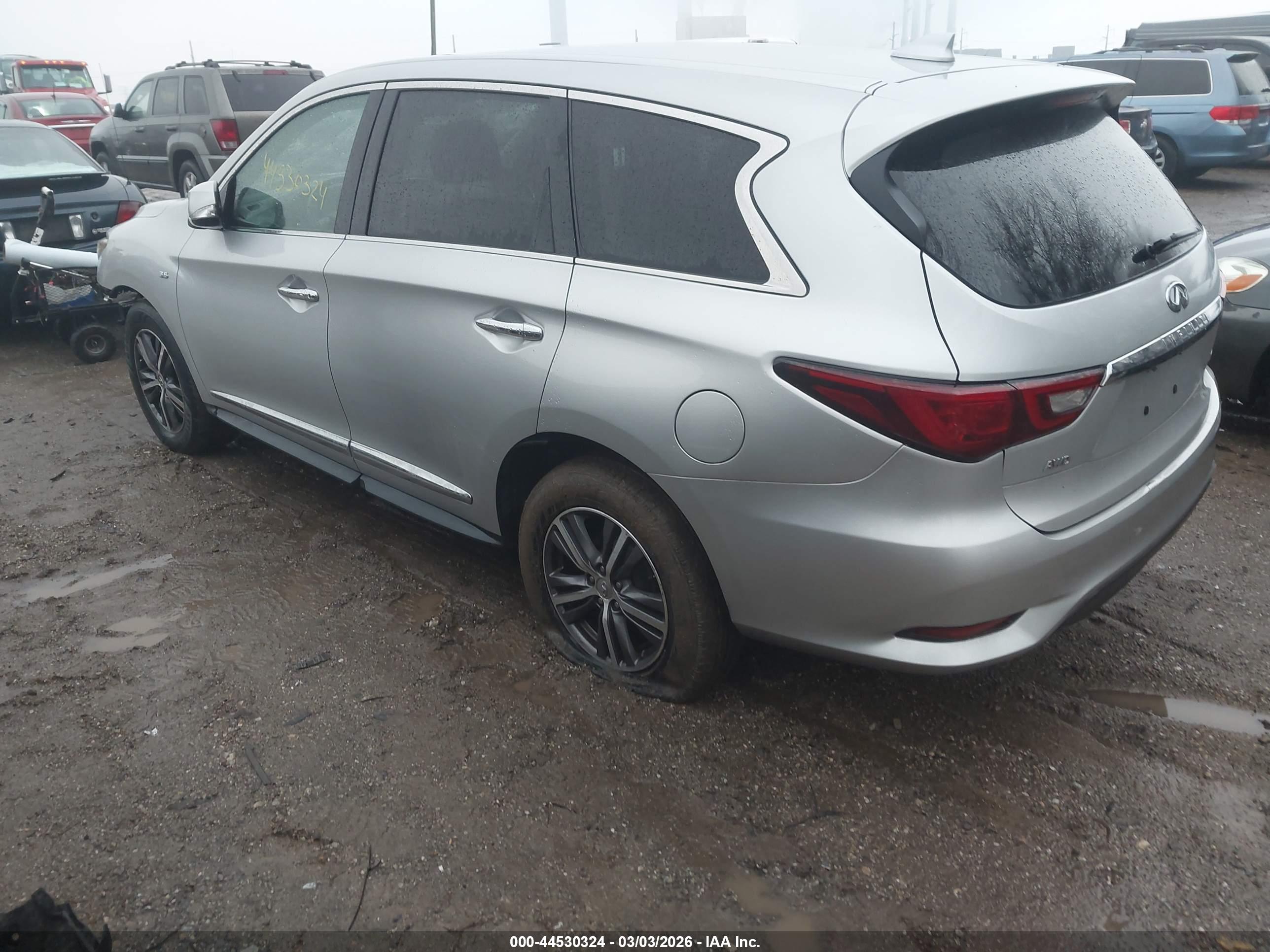 INFINITI QX60 image 3