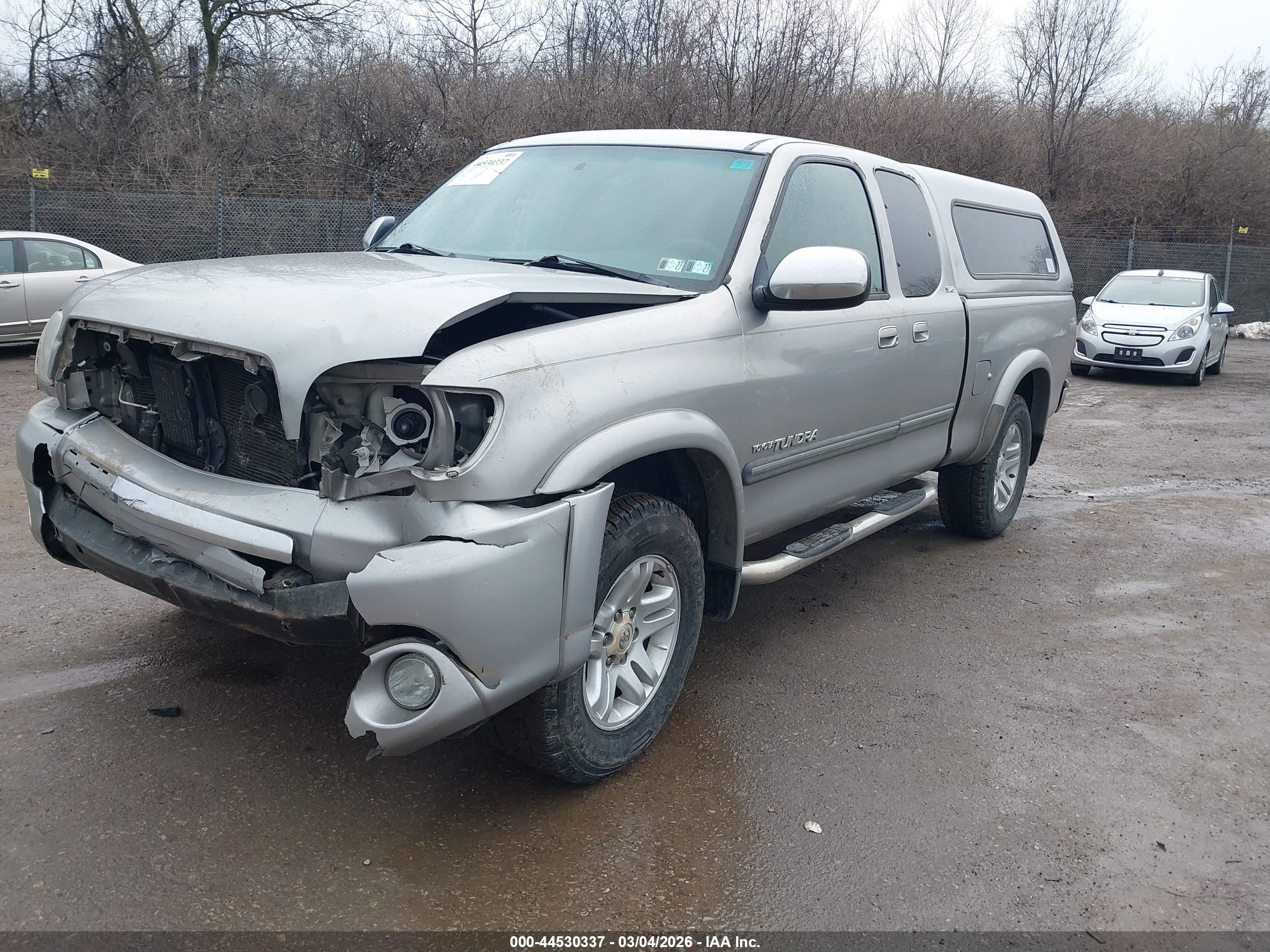 TOYOTA TUNDRA image 2