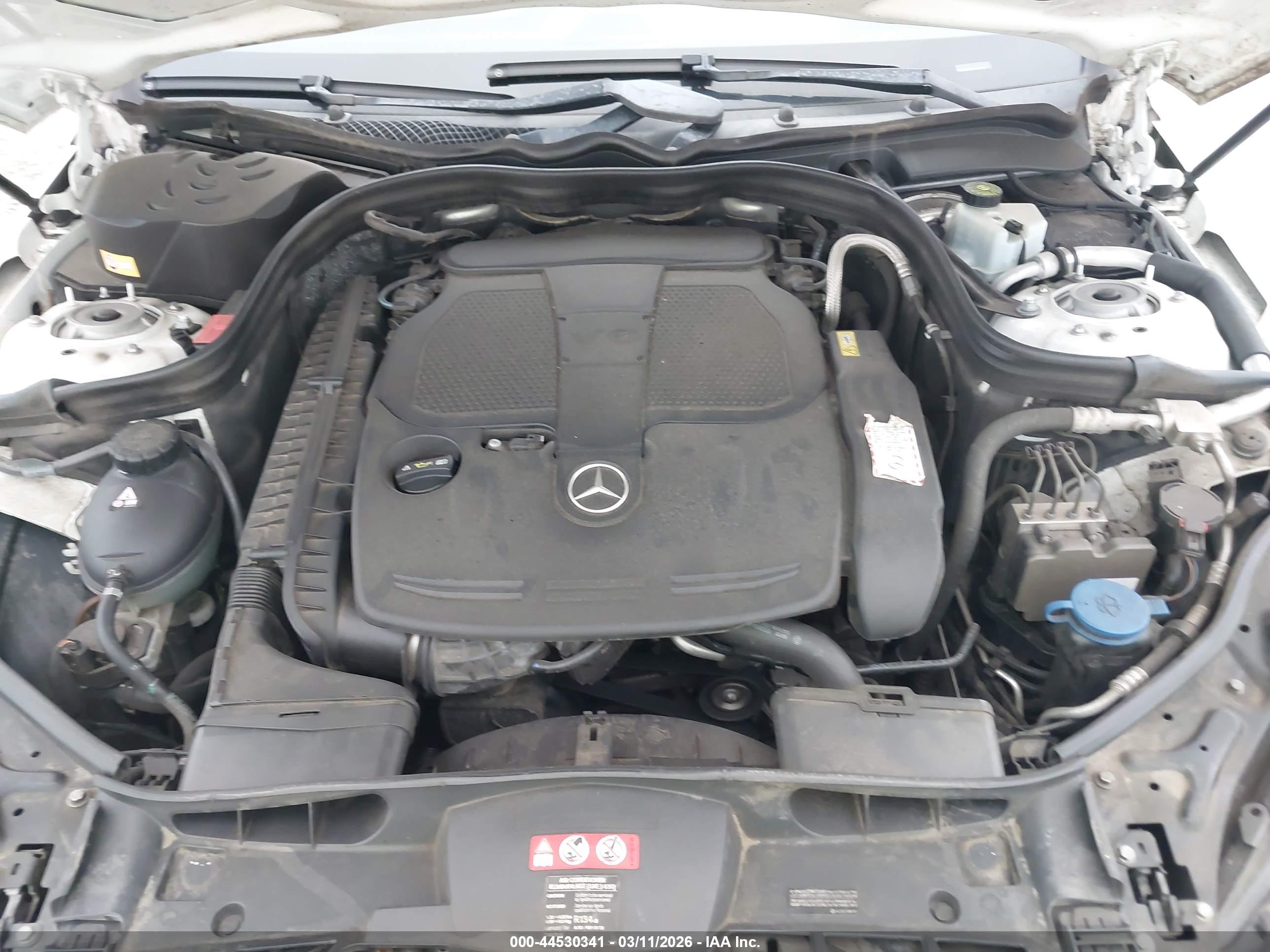 MERCEDES-BENZ E image 10